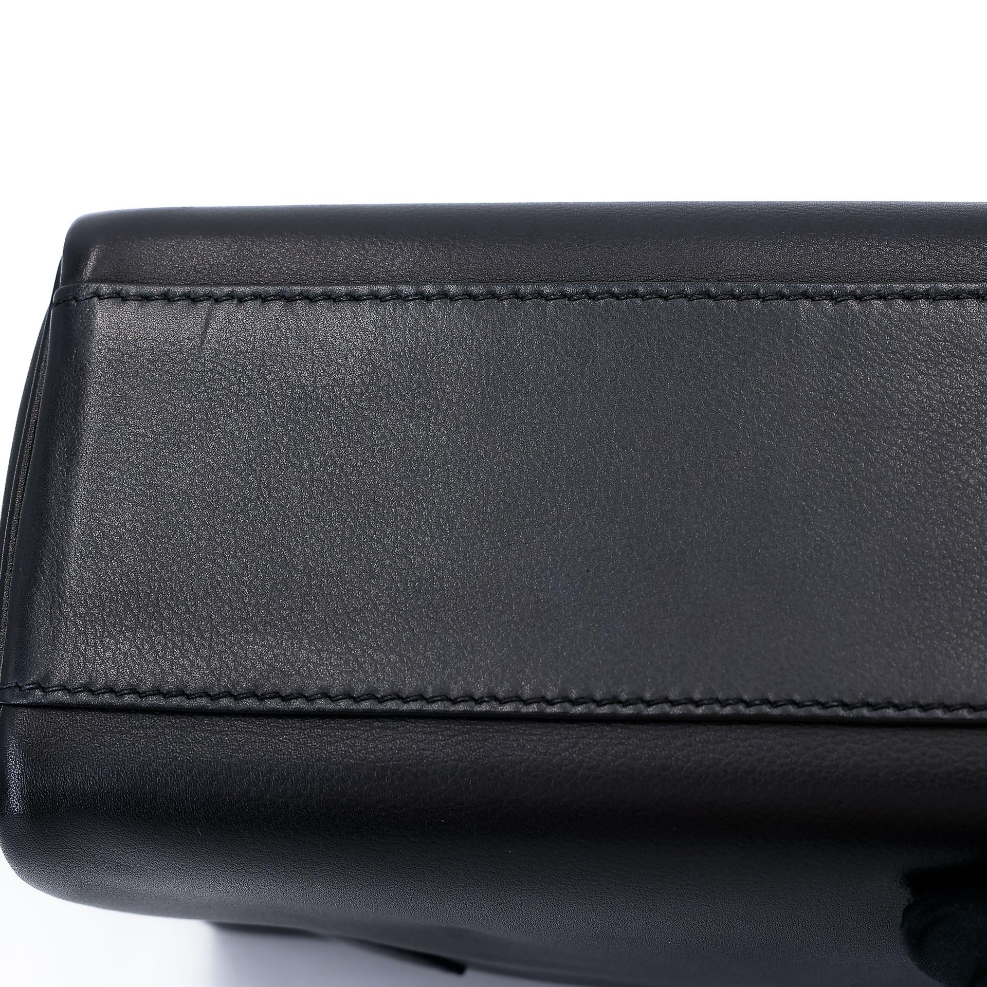 A美品  HERMÈS 爱马仕  Kelly Messenger PM 89 黑色 Noir Evergrain皮 银扣 K刻 2025年 - 17