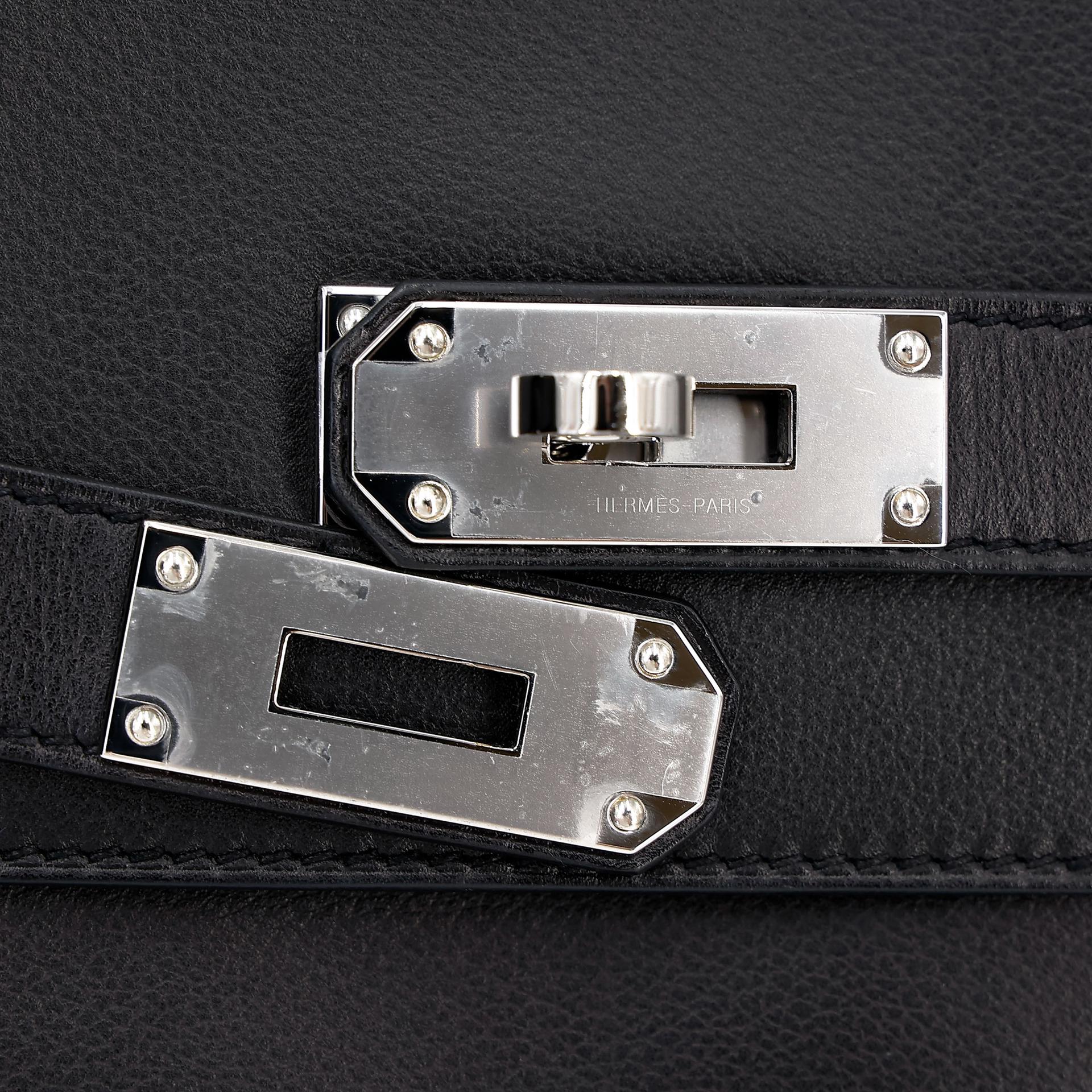 A美品  HERMÈS 爱马仕  Kelly Messenger PM 89 黑色 Noir Evergrain皮 银扣 K刻 2025年 - 23