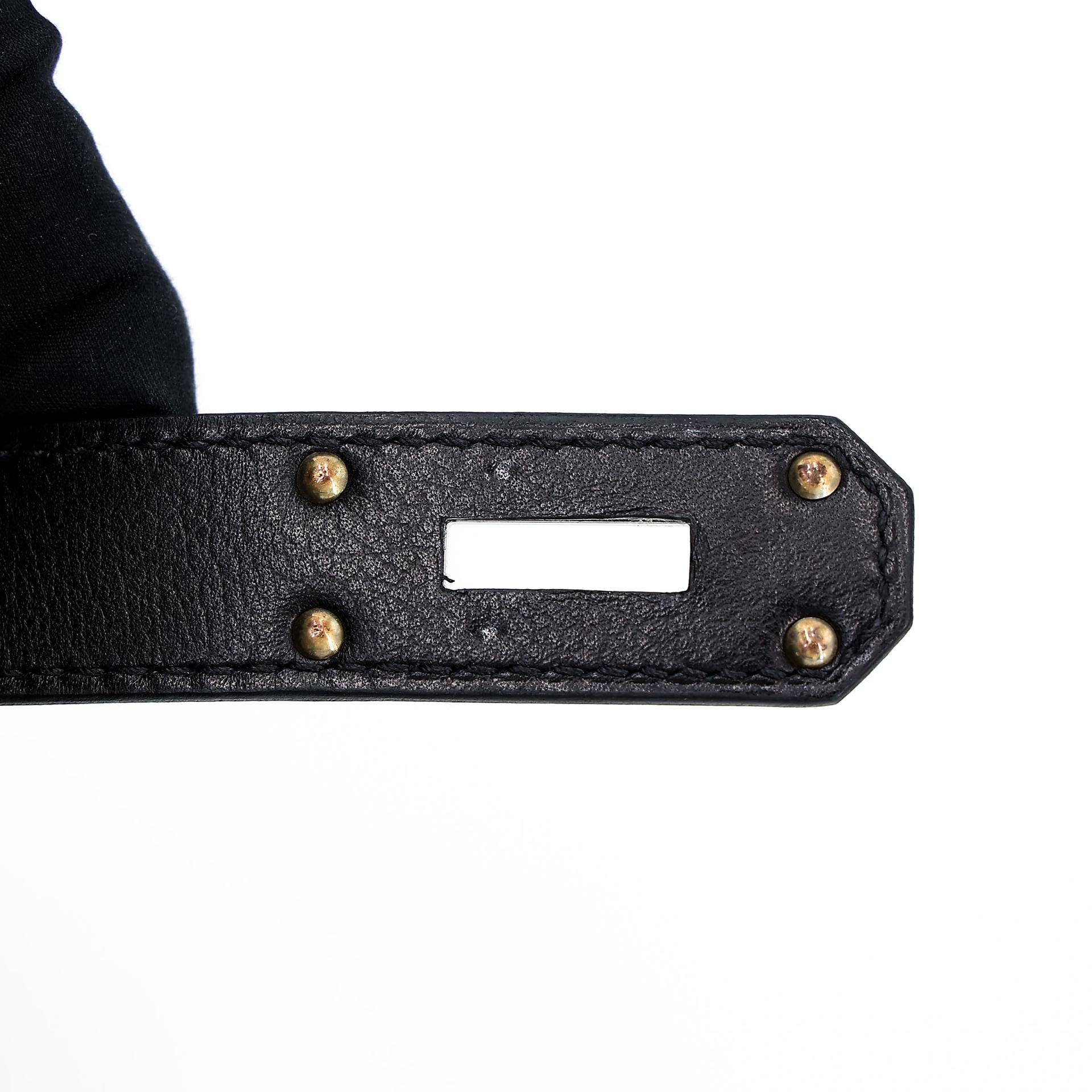 A美品  HERMÈS 爱马仕  Kelly Messenger PM 89 黑色 Noir Evergrain皮 银扣 K刻 2025年 - 24