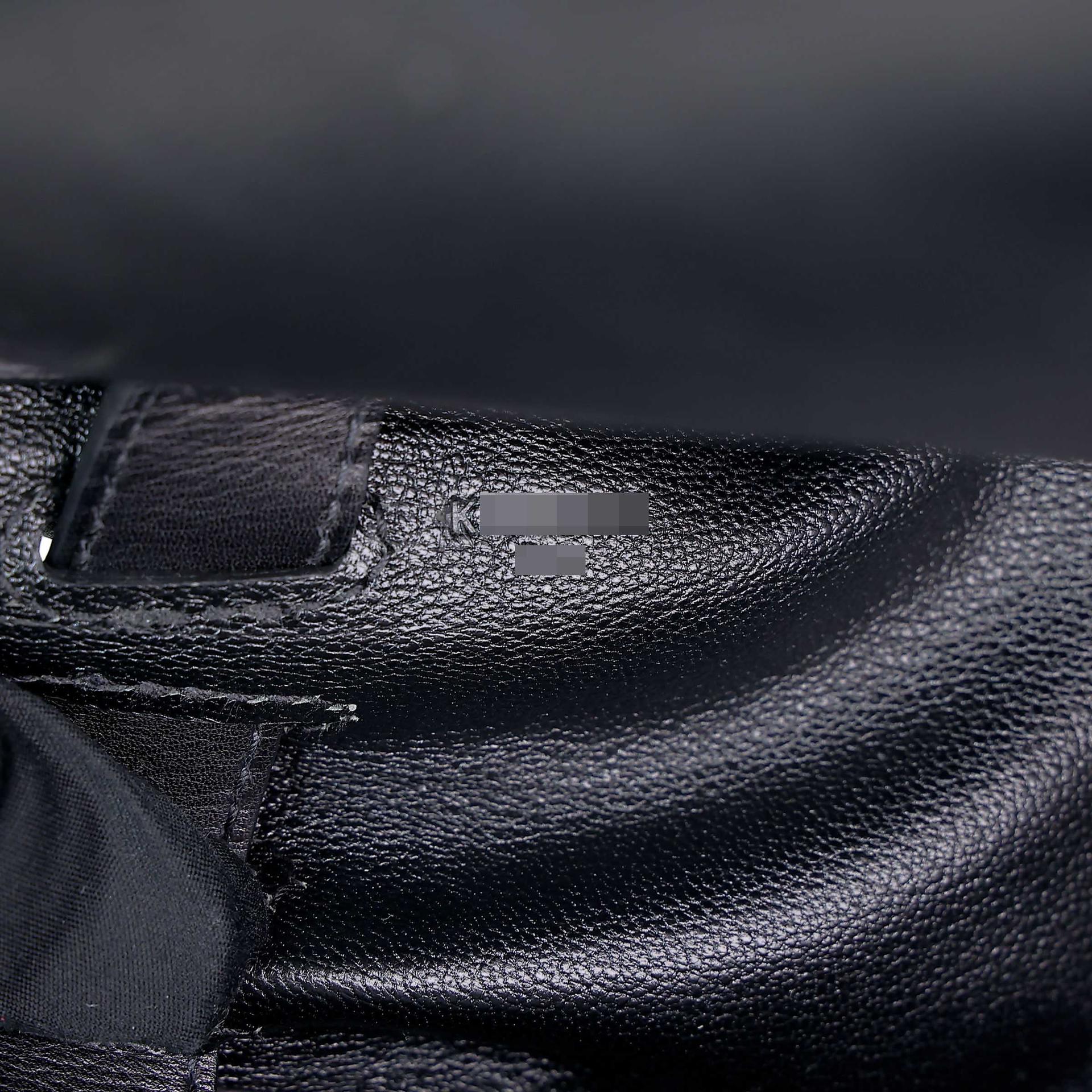 A美品  HERMÈS 爱马仕  Kelly Messenger PM 89 黑色 Noir Evergrain皮 银扣 K刻 2025年 - 34