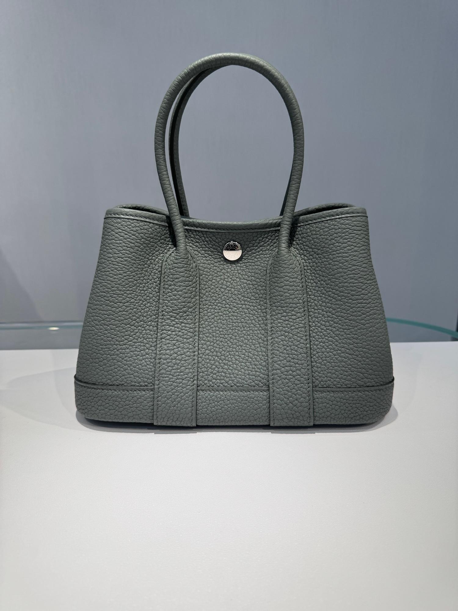 Brand New ( Rank N ) HERMÈS Neo Garden Party 23 Vert Amande (63) Negonda Palladium hardware K (2025) - 18