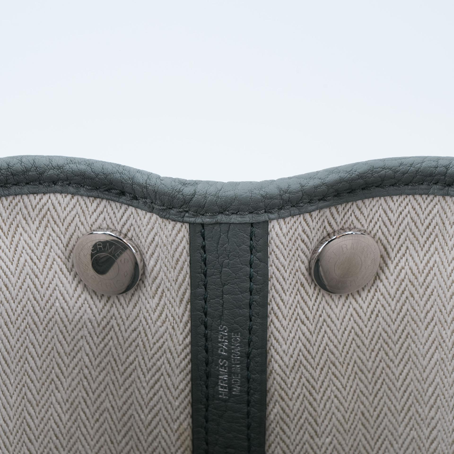 Brand New ( Rank N ) HERMÈS Neo Garden Party 23 Vert Amande (63) Negonda Palladium hardware K (2025) - 10
