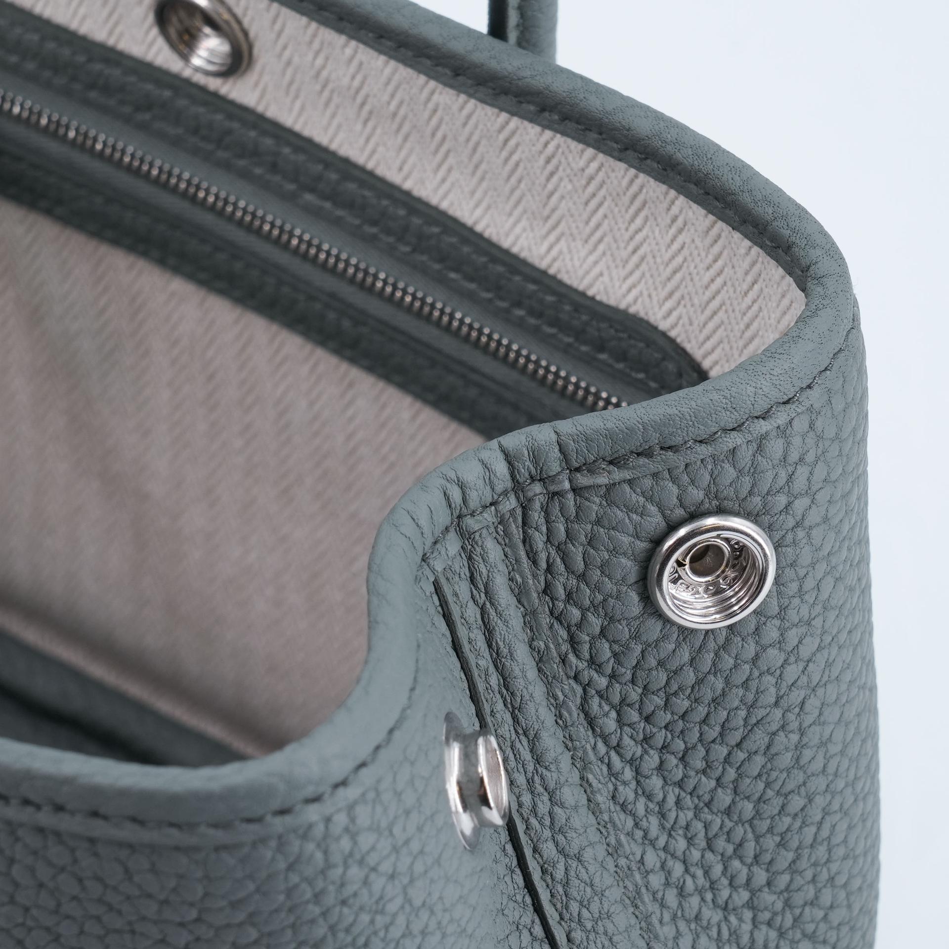 Brand New ( Rank N ) HERMÈS Neo Garden Party 23 Vert Amande (63) Negonda Palladium hardware K (2025) - 17