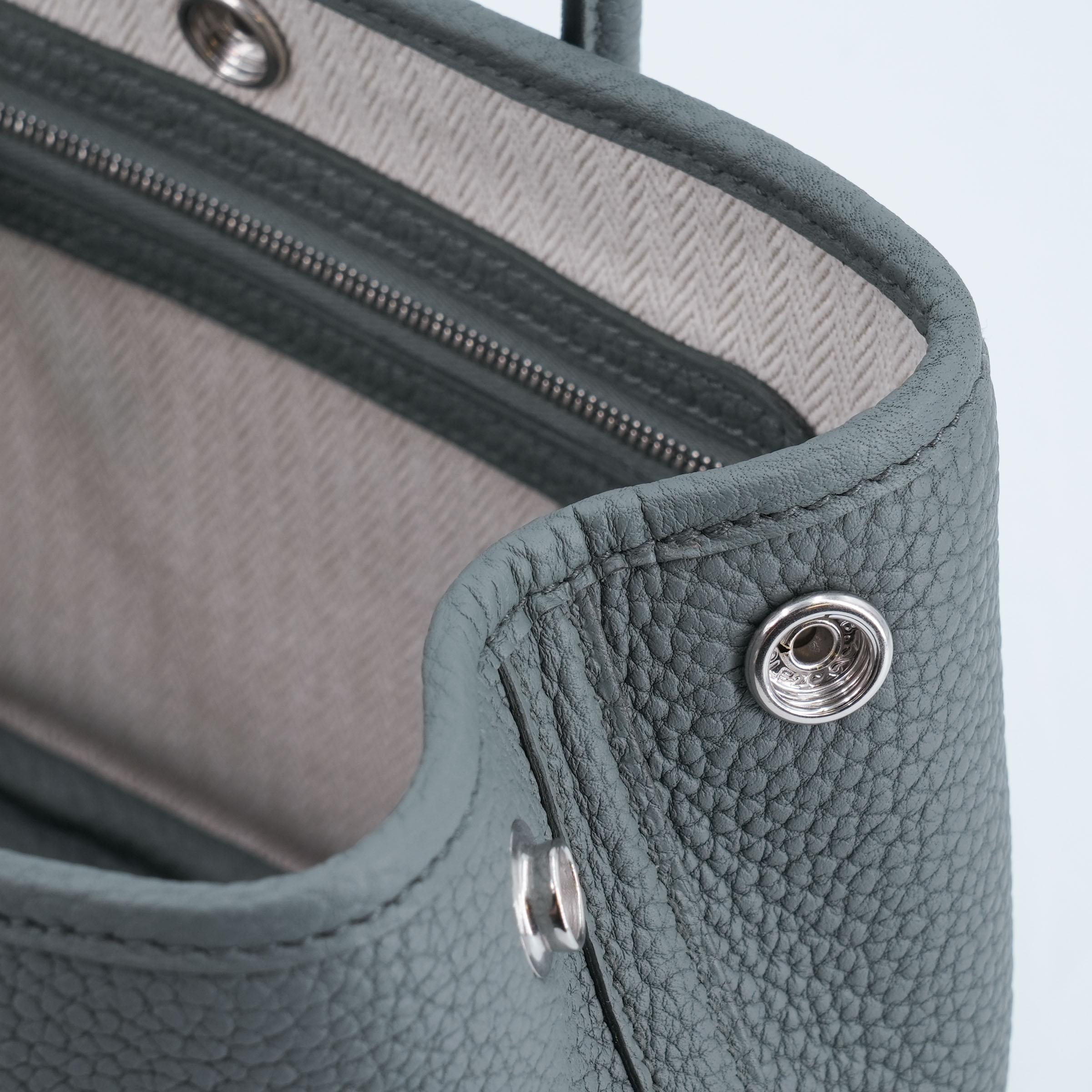 Brand New ( Rank N ) HERMÈS Neo Garden Party 23 Vert Amande (63) Negonda Palladium hardware K (2025) - 17