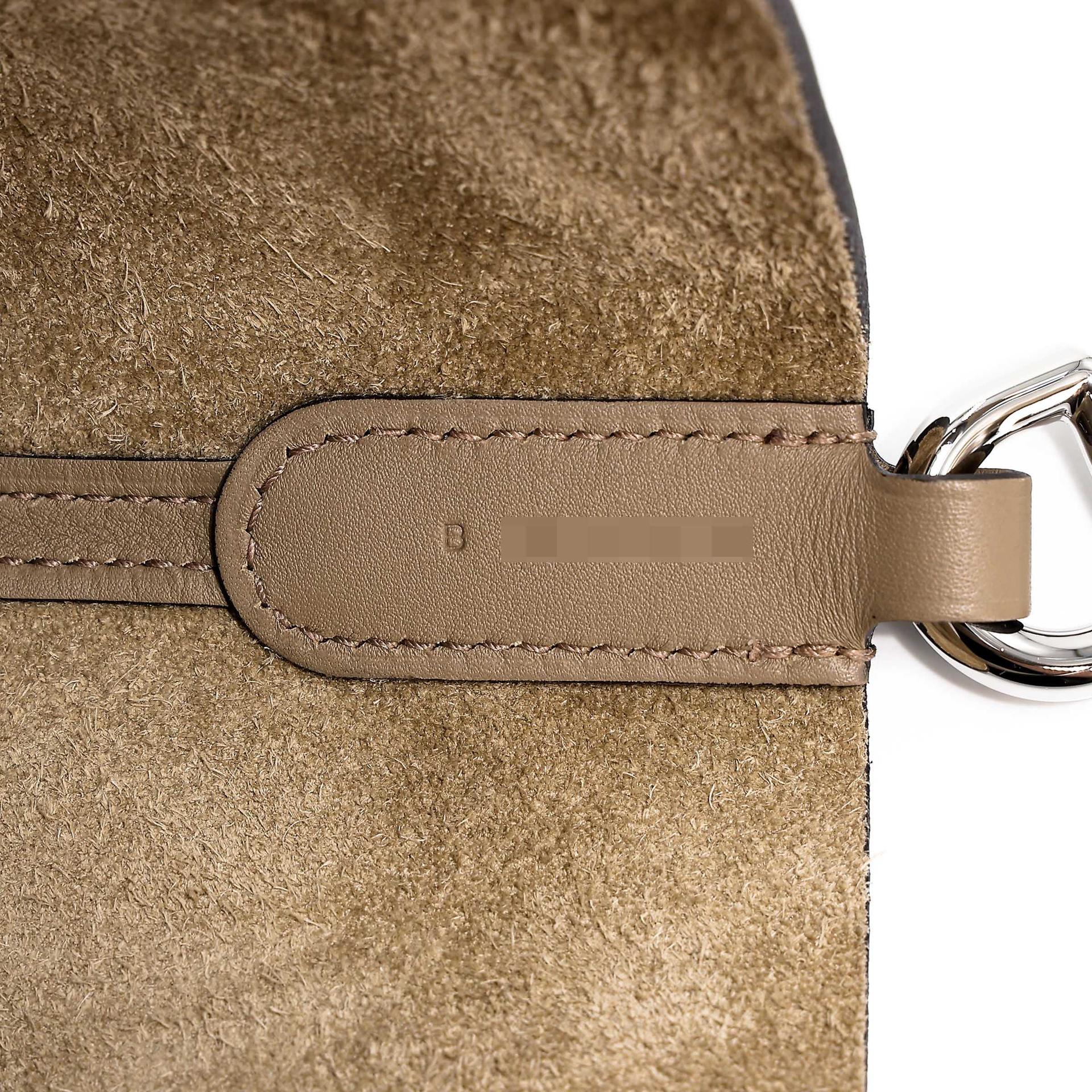 Unused ( Rank NS )  HERMÈS  In-The-Loop 18 Beige Marfa (8Q) Clemence Palladium hardware B (2023) - 10