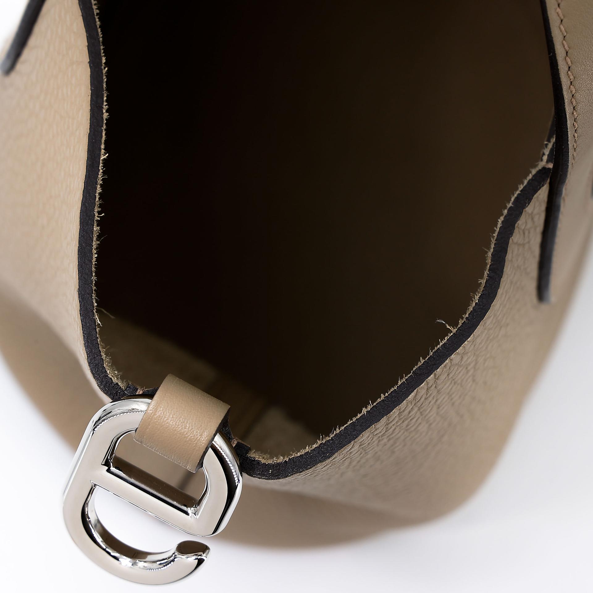 Unused ( Rank NS )  HERMÈS  In-The-Loop 18 Beige Marfa (8Q) Clemence Palladium hardware B (2023) - 15