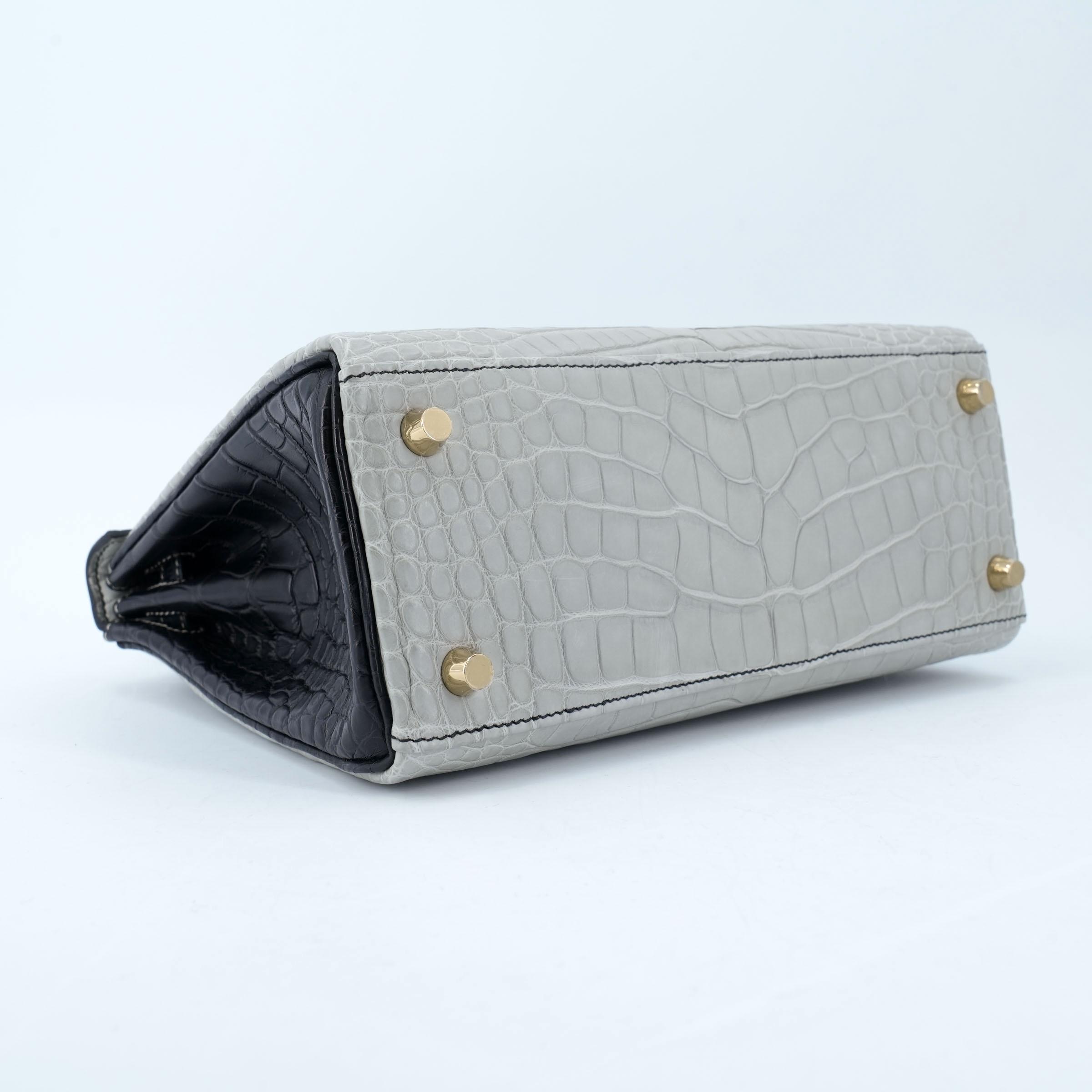 Brand New ( Rank N ) HERMÈS Special Order Kelly 25 HSS Gris Perle (80) Noir (89) Matte Alligator Brushed Gold hardware W (2024) - 6
