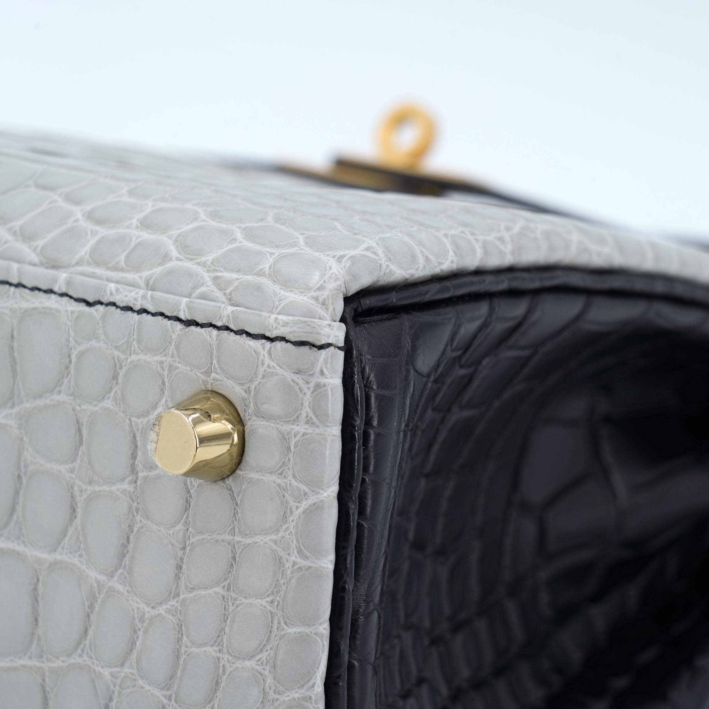 Brand New ( Rank N ) HERMÈS Special Order Kelly 25 HSS Gris Perle (80) Noir (89) Matte Alligator Brushed Gold hardware W (2024) - 13