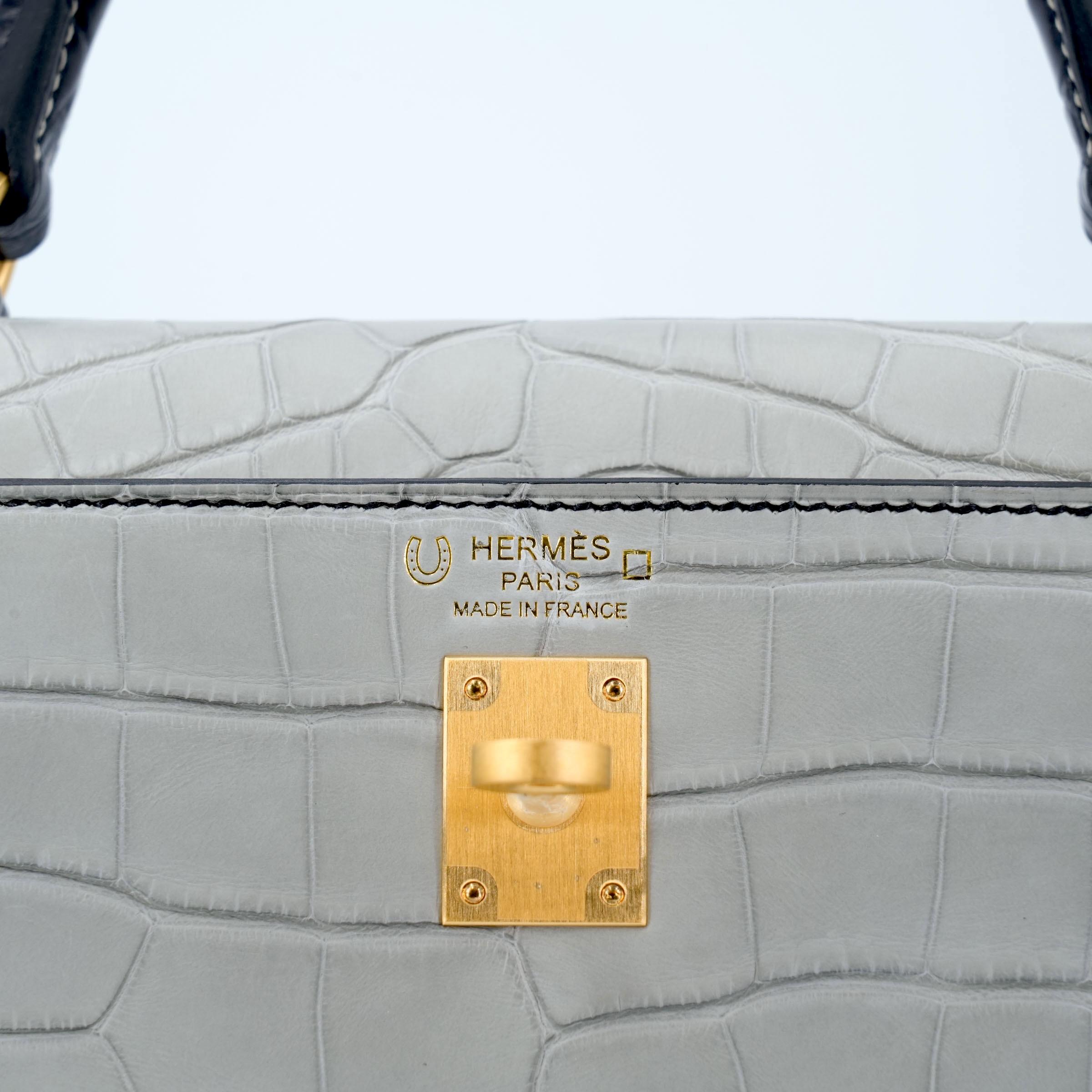 Brand New ( Rank N ) HERMÈS Special Order Kelly 25 HSS Gris Perle (80) Noir (89) Matte Alligator Brushed Gold hardware W (2024) - 15