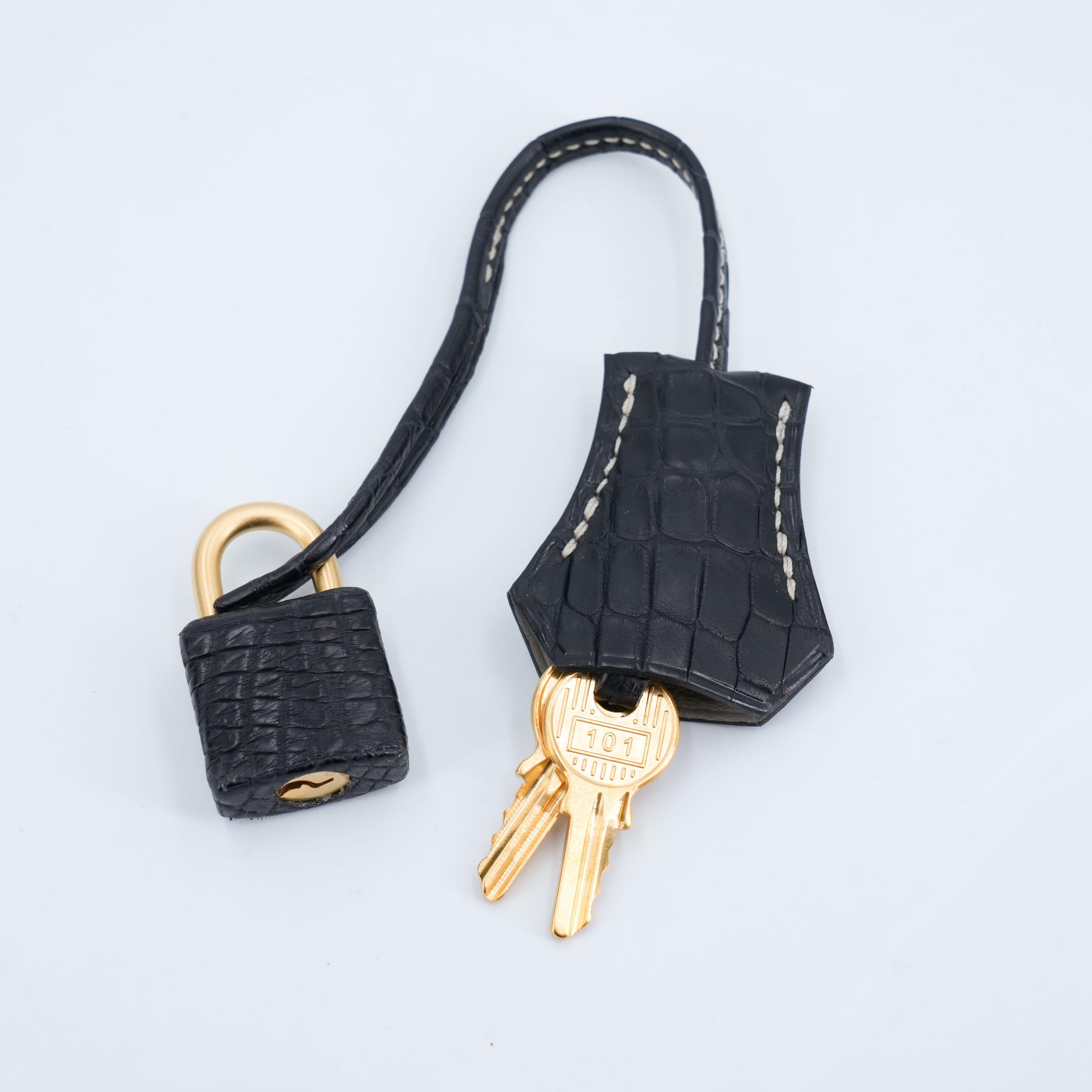 Brand New ( Rank N ) HERMÈS Special Order Kelly 25 HSS Gris Perle (80) Noir (89) Matte Alligator Brushed Gold hardware W (2024) - 23