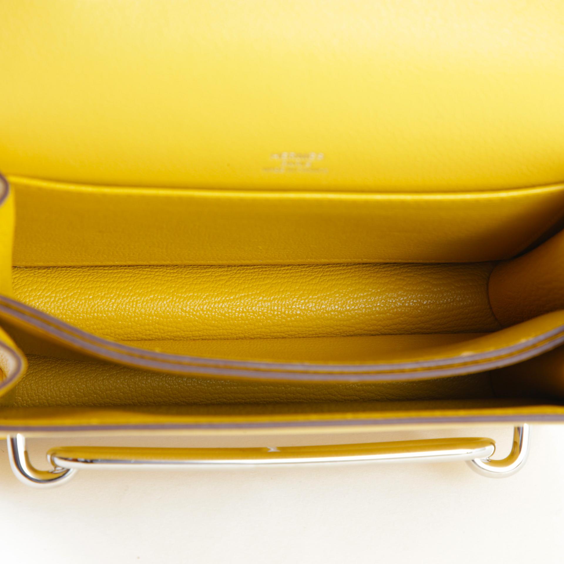 Very Good ( Rank A)  HERMÈS  Roulis Mini Jaune de Naples (9O) Evercolor Palladium hardware W (2024) - 10
