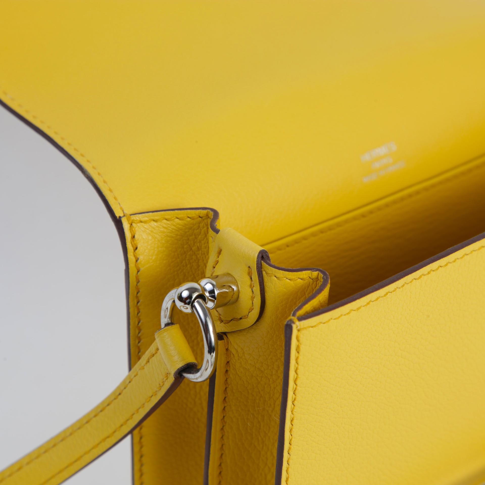 Very Good ( Rank A)  HERMÈS  Roulis Mini Jaune de Naples (9O) Evercolor Palladium hardware W (2024) - 12