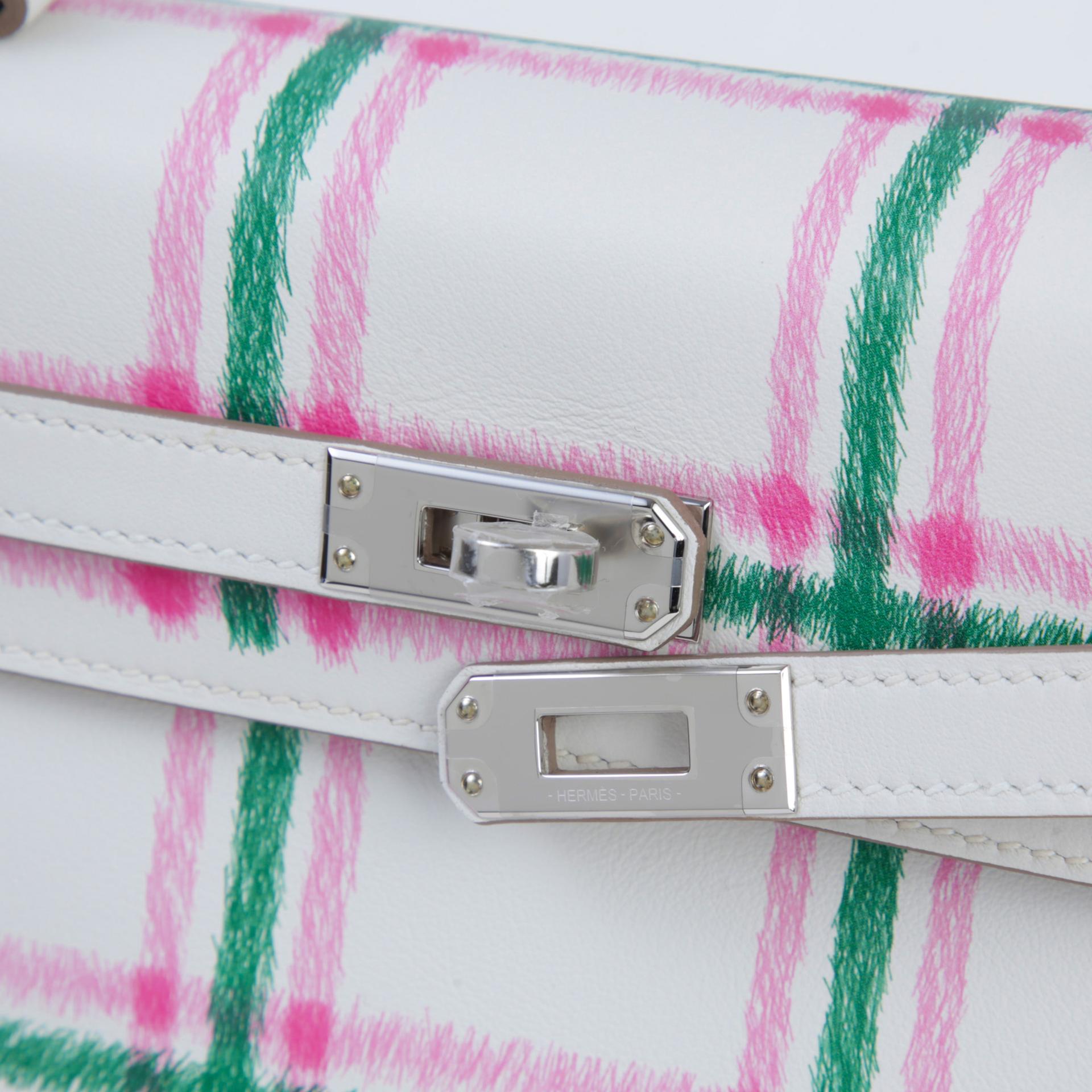 Brand New ( Rank N ) HERMÈS Kelly 25 Tartan Gris Pale (M4) Vert Moyen (65) Rose Bubblegum (L4) Swift Palladium hardware K (2025) - 8