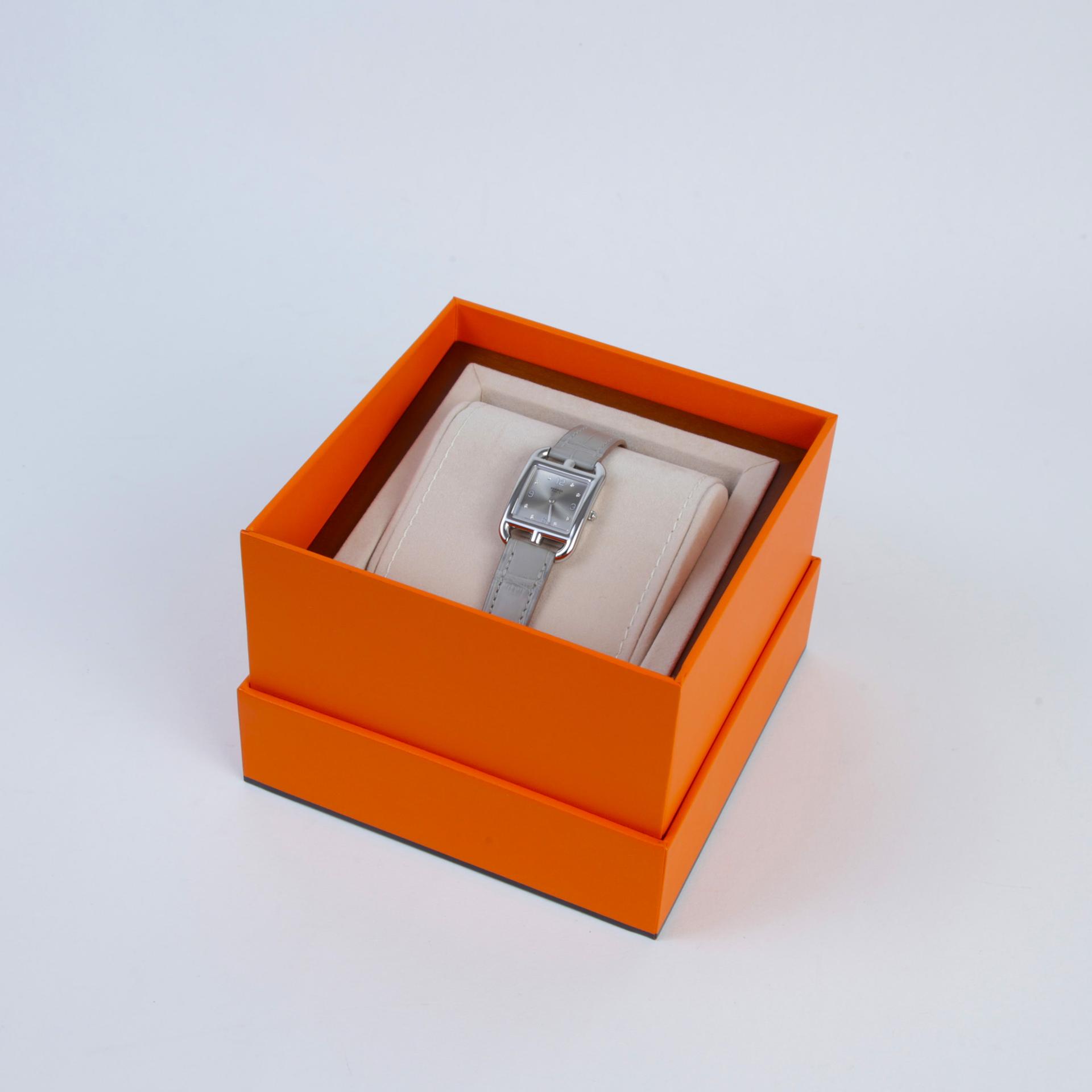 Unused ( Rank NS ) HERMÈS Watch Cape Cod 31mm Gris Ciment (0V) Alligator Palladium hardware - 8
