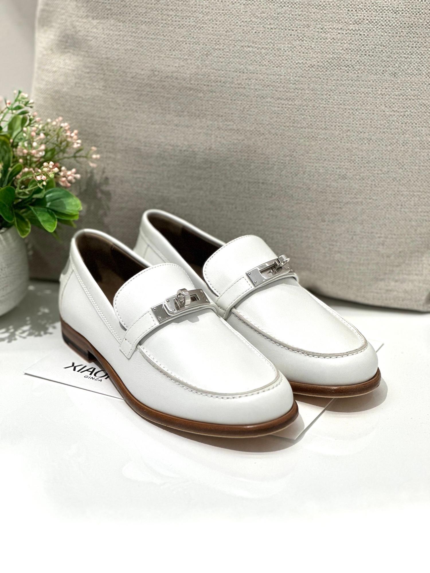 Brand New ( Rank N ) HERMÈS Destin loafer White (01) Lambskin Palladium hardware - 3