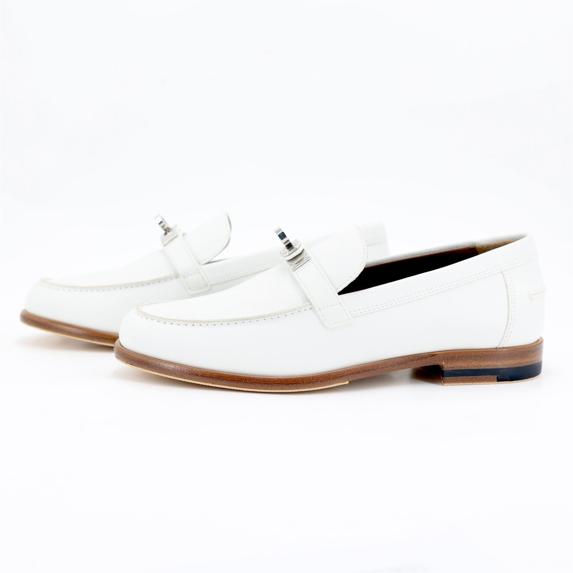 Brand New ( Rank N ) HERMÈS Destin loafer White (01) Lambskin Palladium hardware - 4