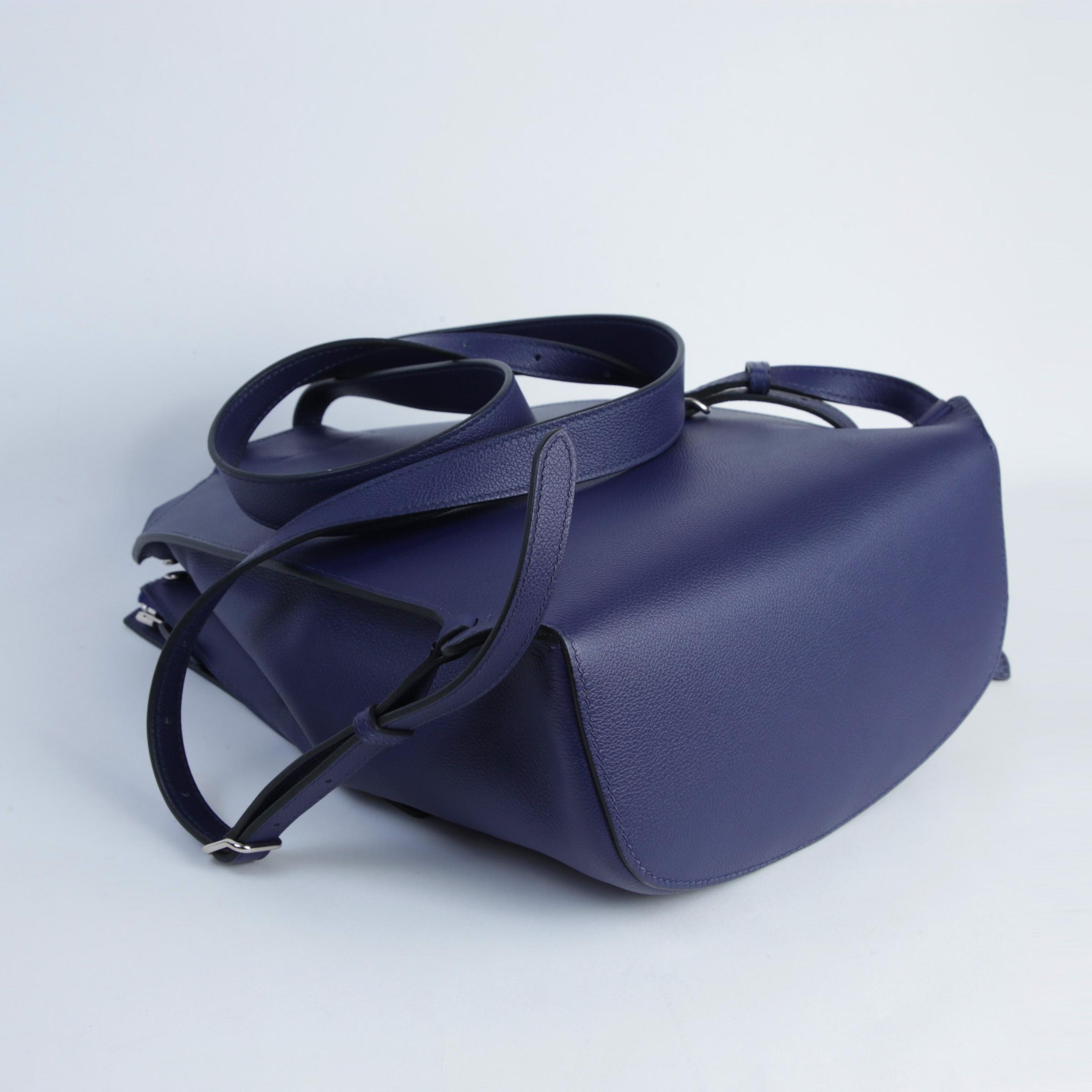 Very Good ( Rank A) HERMÈS Sac A Dos GR24 Bleu Encre (M3) Evergrain Palladium hardware D (2019) - 7