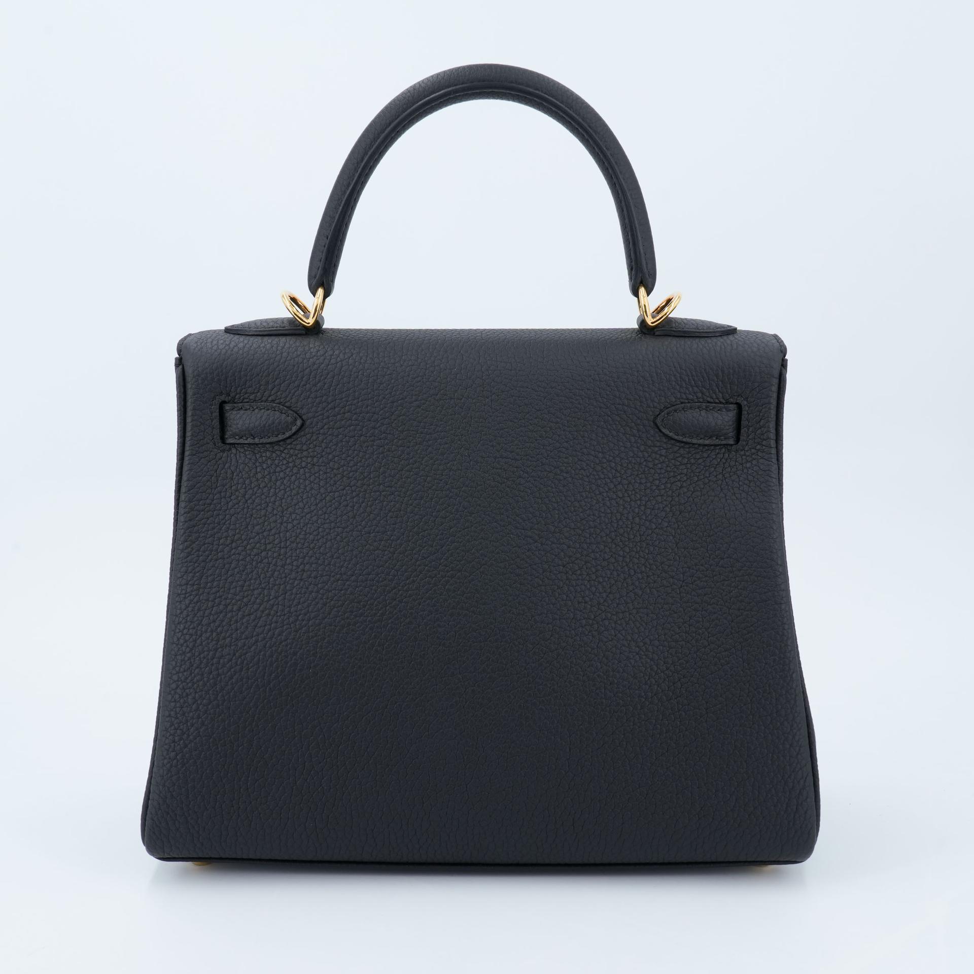Brand New ( Rank N )  HERMÈS  Kelly 25 Noir (89) Togo Gold hardware K (2025) - 2