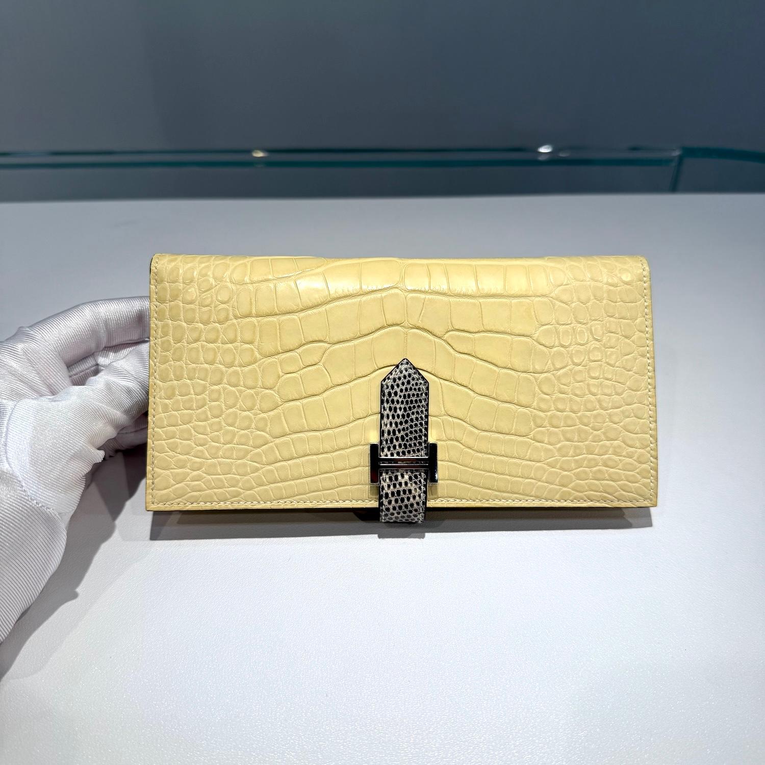 Unused ( Rank NS )  HERMÈS  Bearn Souffle wallet Vanille (Y1) Ombre (1B) Matte Alligator Lizard Palladium hardware C (2018) - 3