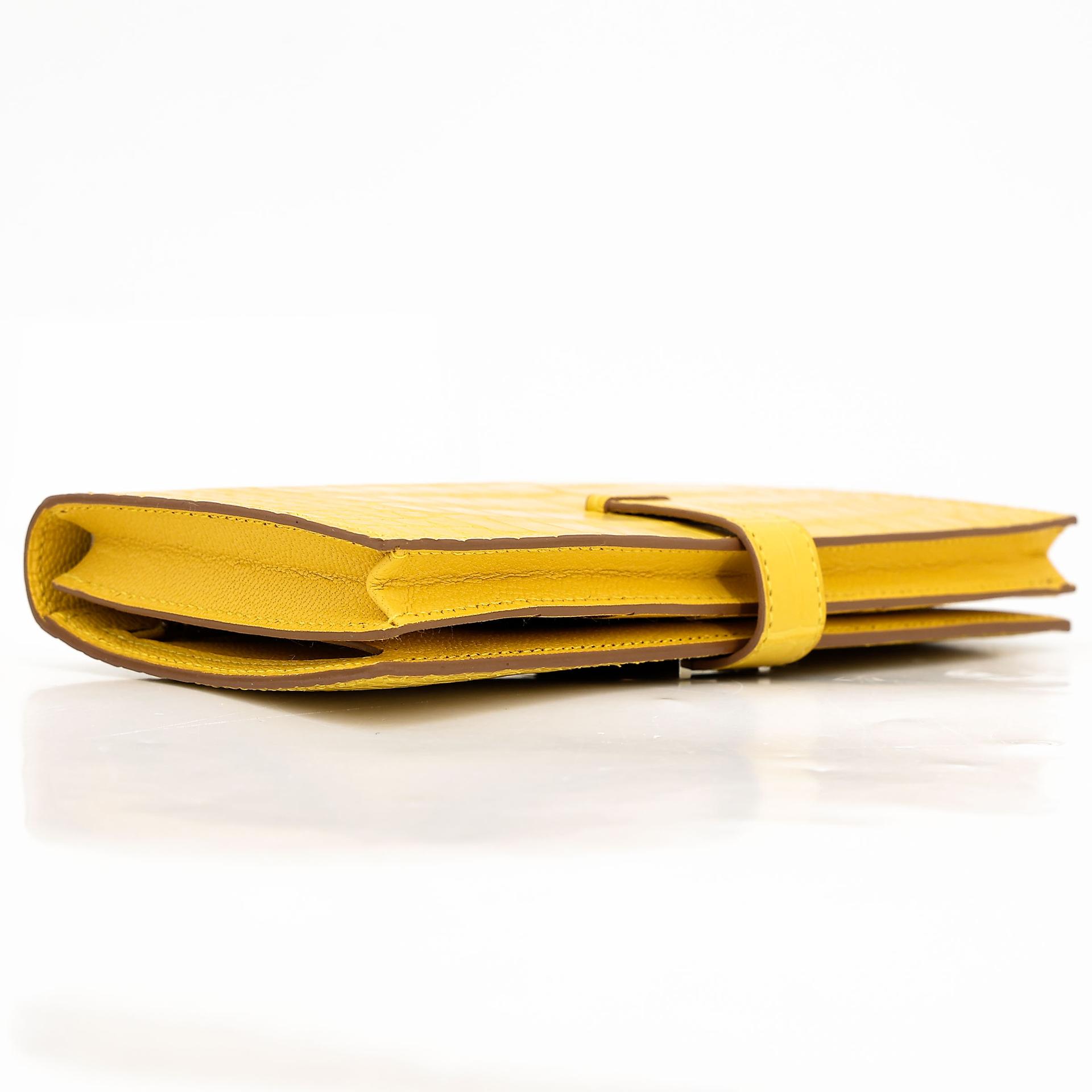 未使用保存品  HERMÈS 愛馬仕  Bearn Souffle 長款錢包 M9 金盞黃 Mimosa □ 短吻鱷 霧面 銀扣 D刻 2019年 - 9