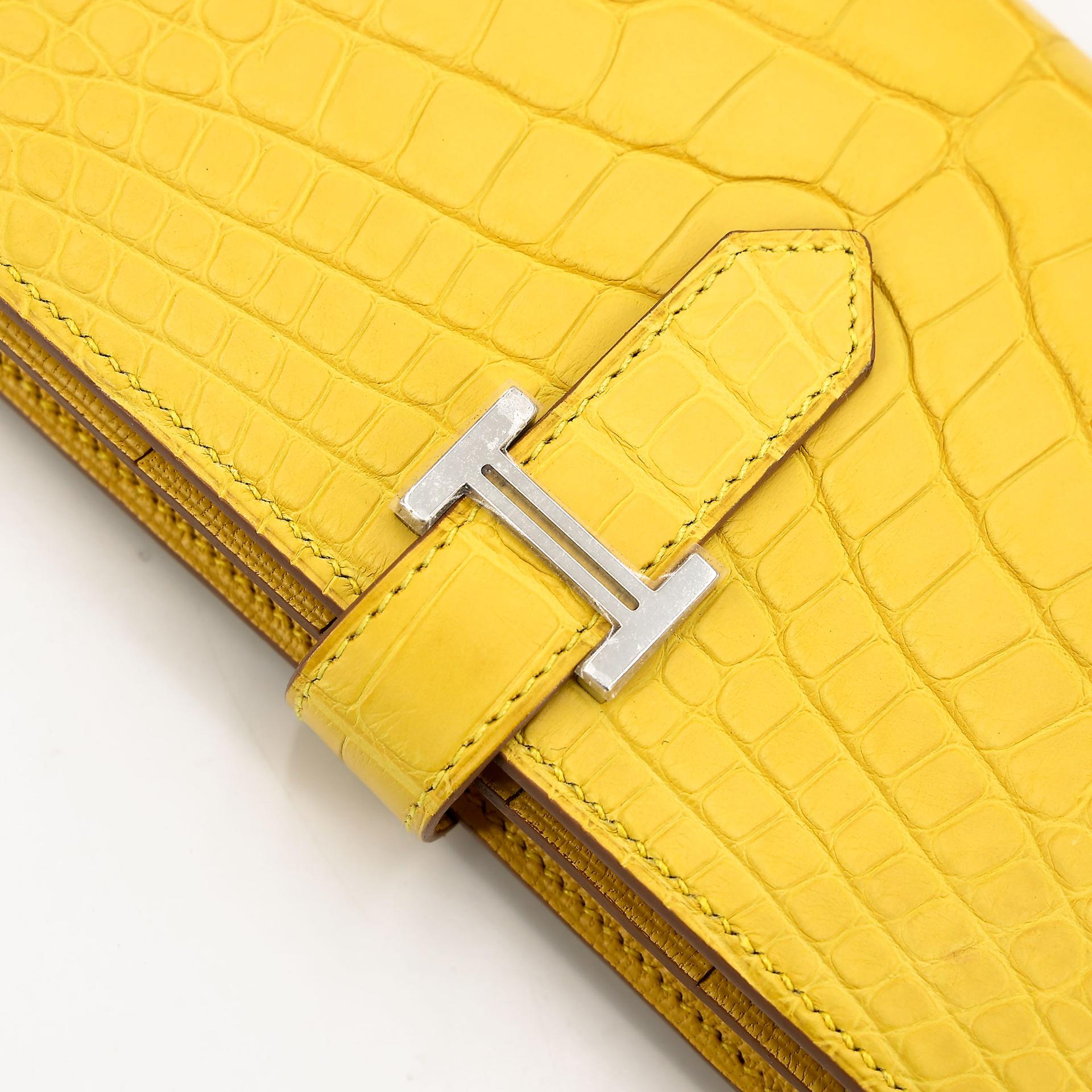 未使用保存品  HERMÈS 愛馬仕  Bearn Souffle 長款錢包 M9 金盞黃 Mimosa □ 短吻鱷 霧面 銀扣 D刻 2019年 - 10