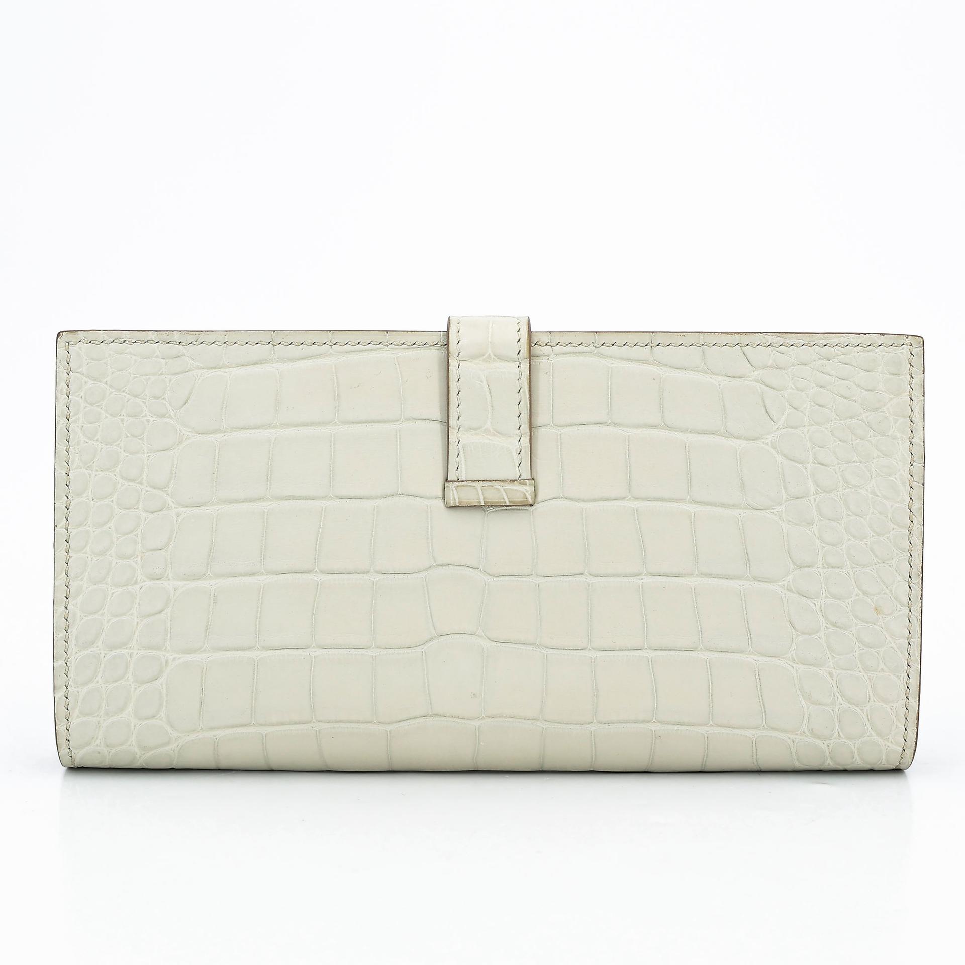 Very Good ( Rank A)  HERMÈS  Bearn Souffle wallet Beton (8L) Matte Alligator Palladium hardware A (2017) - 2