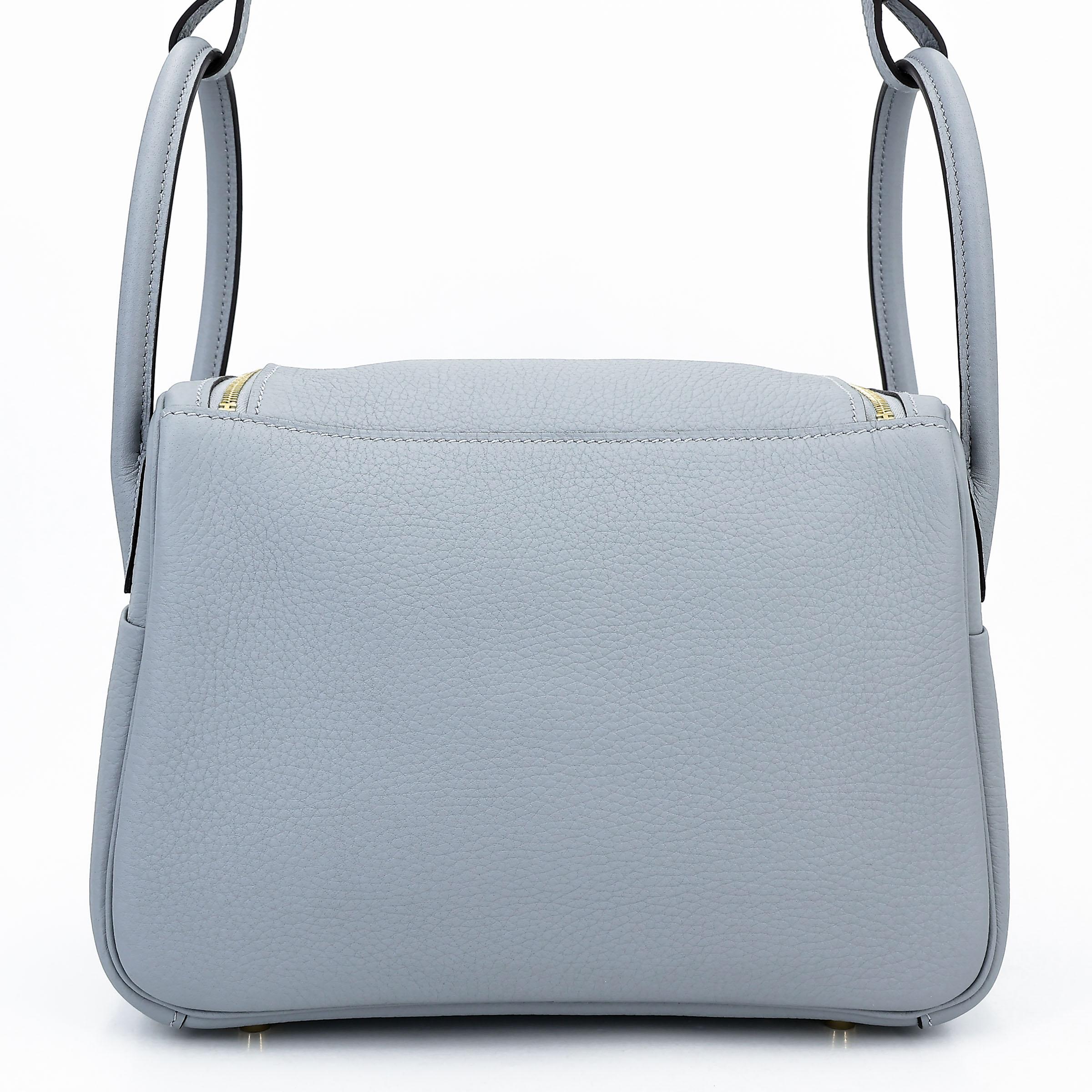 Brand New ( Rank N ) HERMÈS Lindy 26 Gris Pantin (P0) Clemence Permabrass hardware K (2025) - 2