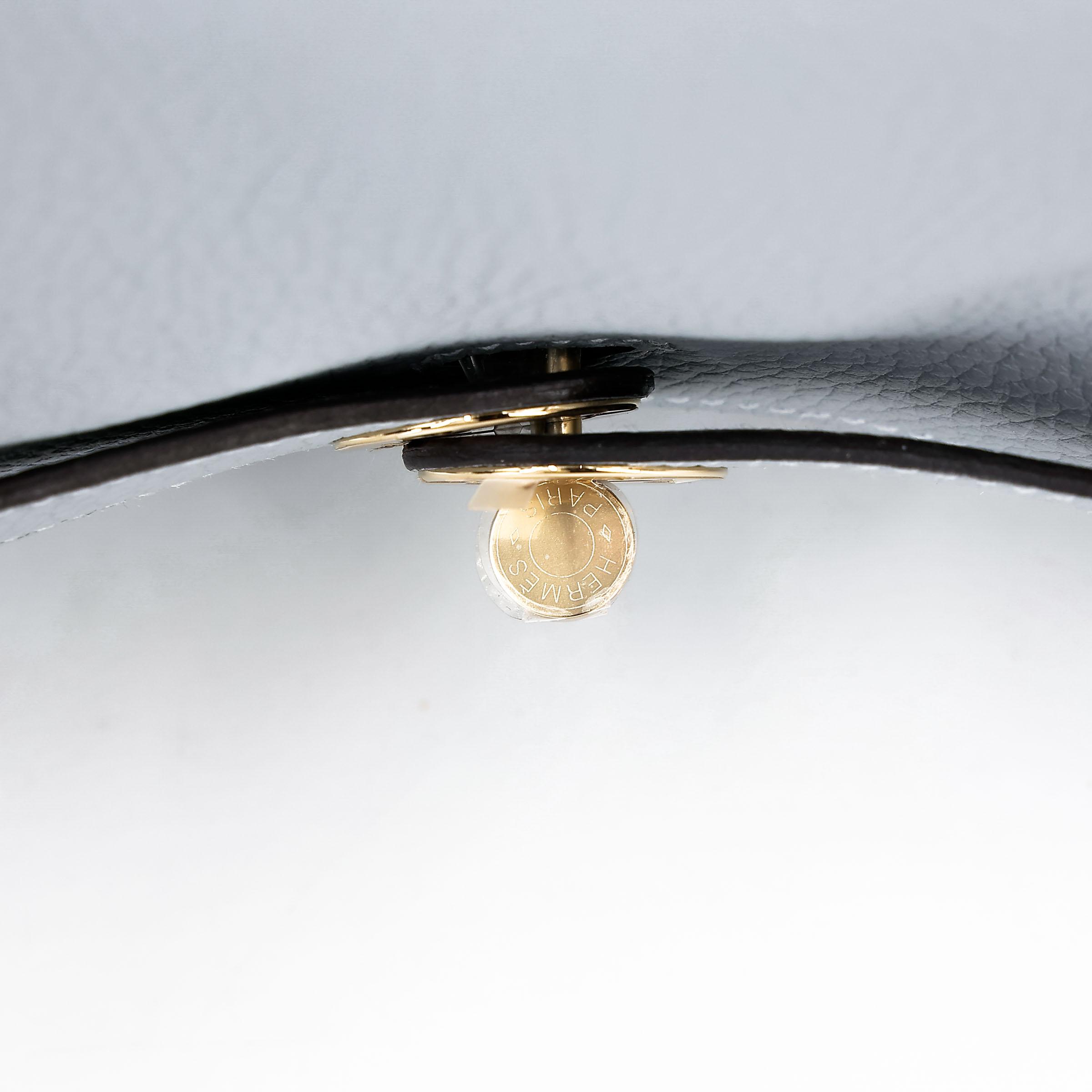 Brand New ( Rank N ) HERMÈS Lindy 26 Gris Pantin (P0) Clemence Permabrass hardware K (2025) - 11
