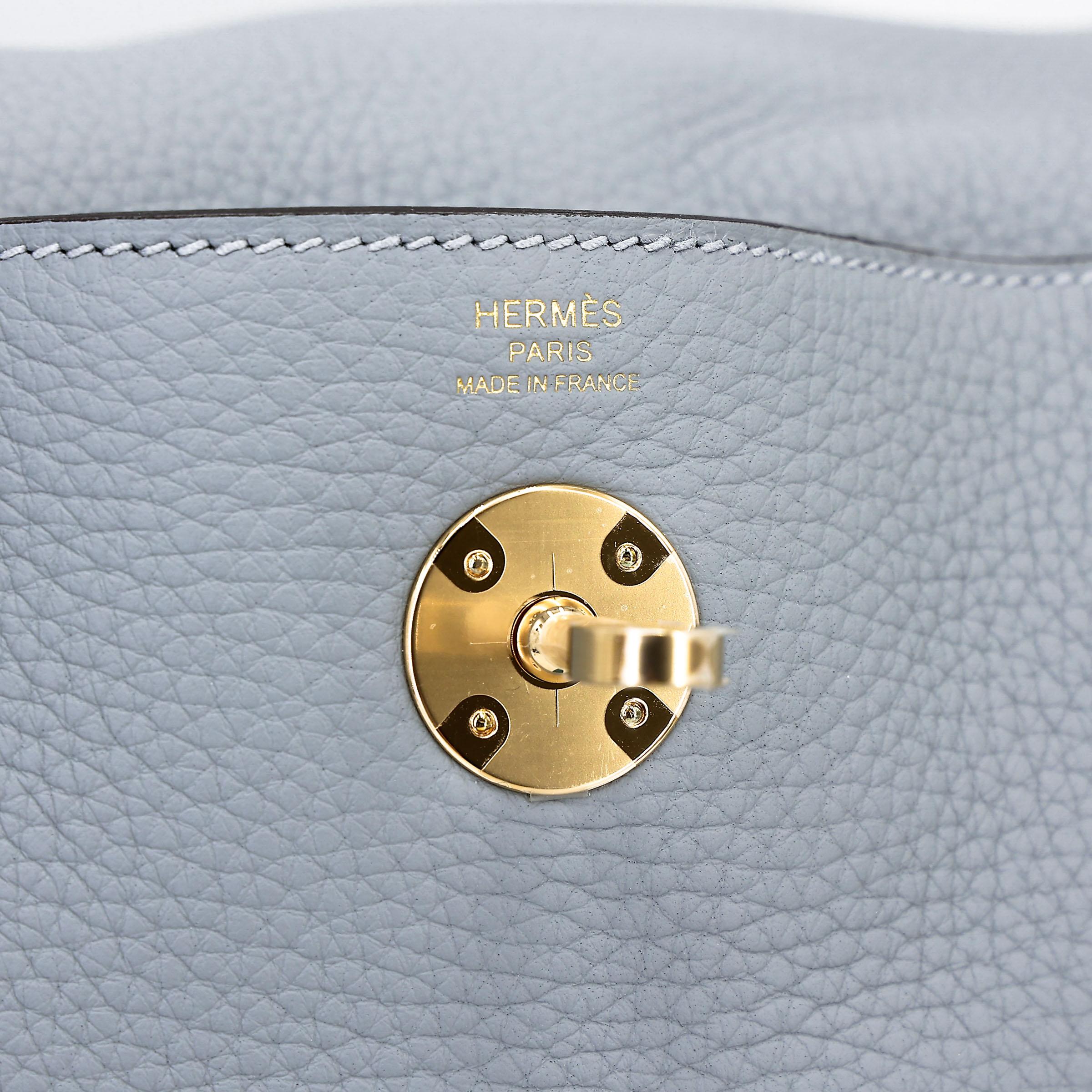 Brand New ( Rank N ) HERMÈS Lindy 26 Gris Pantin (P0) Clemence Permabrass hardware K (2025) - 14