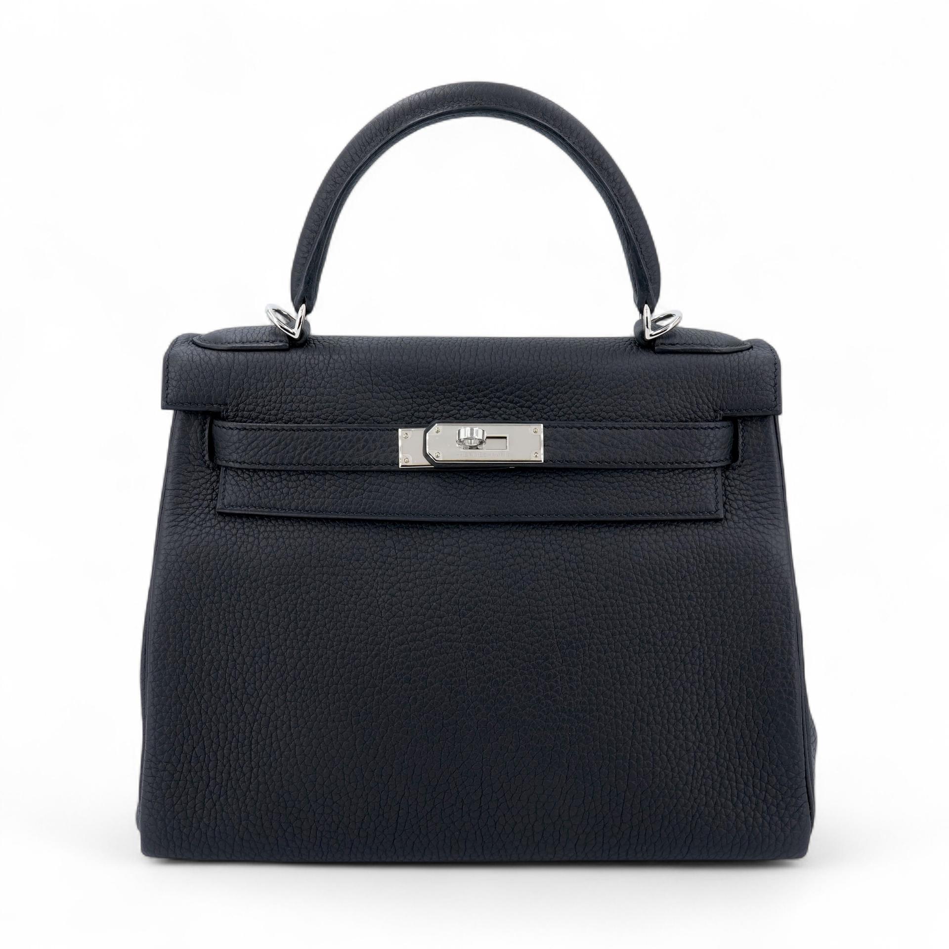 全新  HERMÈS 愛馬仕  Kelly 28 89 黑色 Noir (Black) Togo小牛皮 銀扣 W刻 2024年 - 1