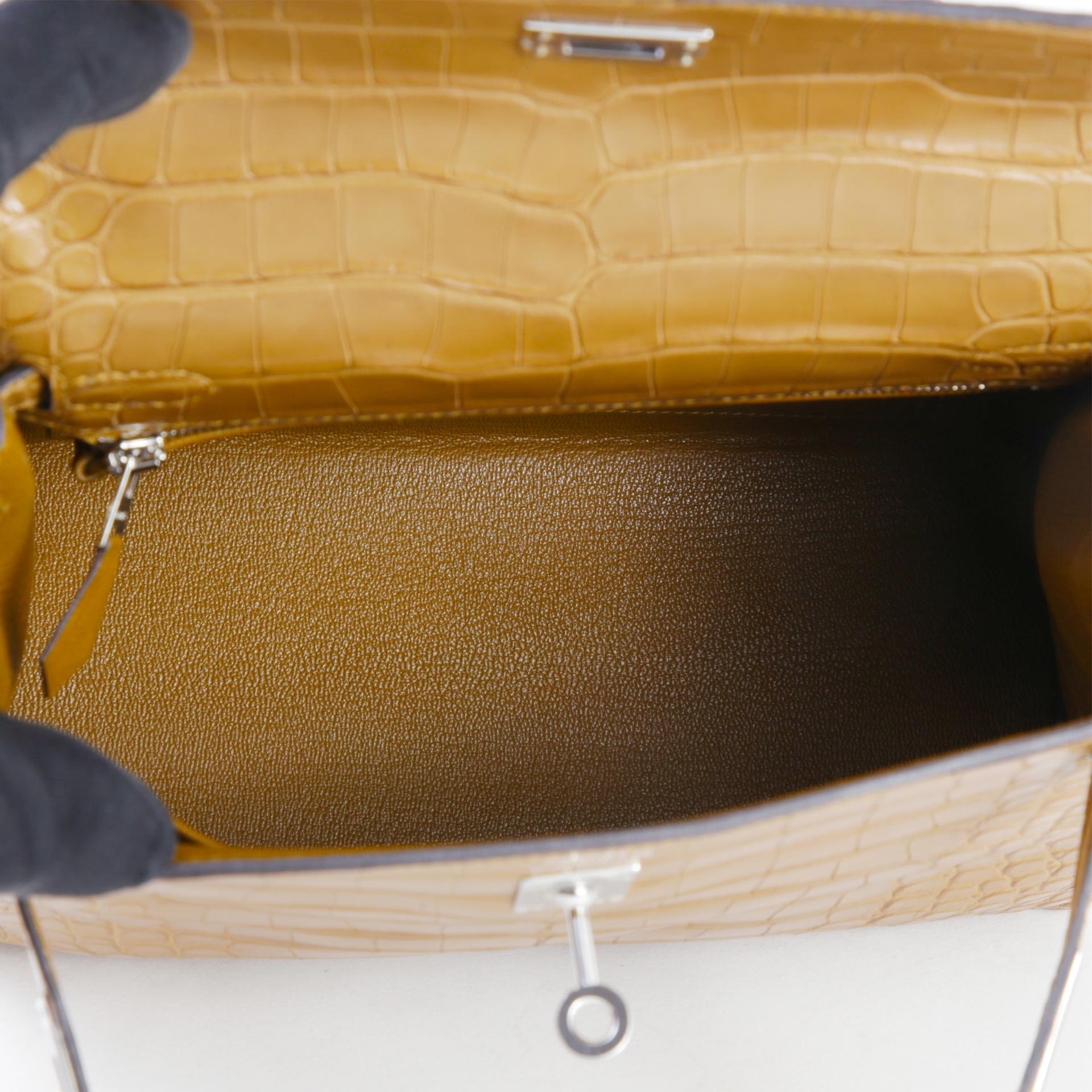 未使用保存品 HERMÈS 愛馬仕 Kelly 25 2H 大地色 Kraft □ 短吻鱷 霧面 銀扣 W刻 2024年 - 10