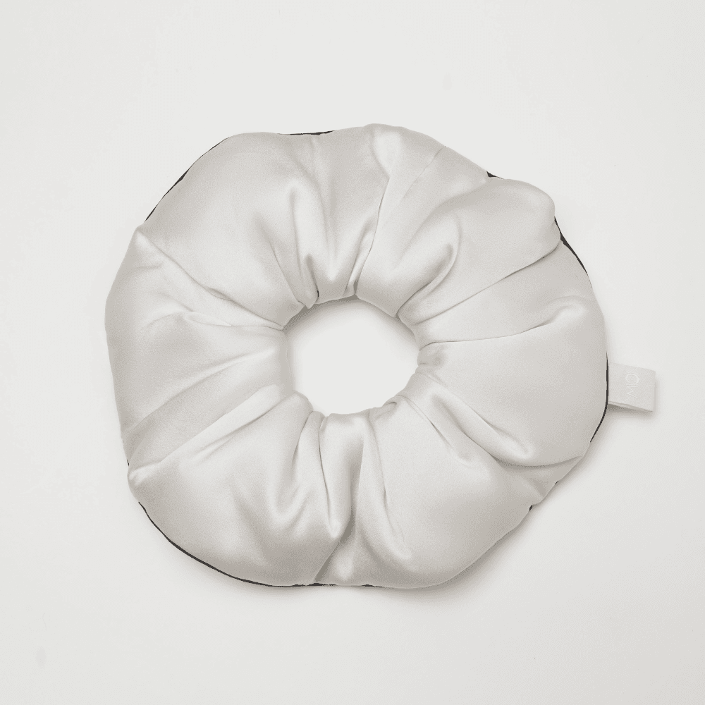 Brand New ( Rank N )Chouchou in Glint Night Scrunchie White Silk Cotton - 1