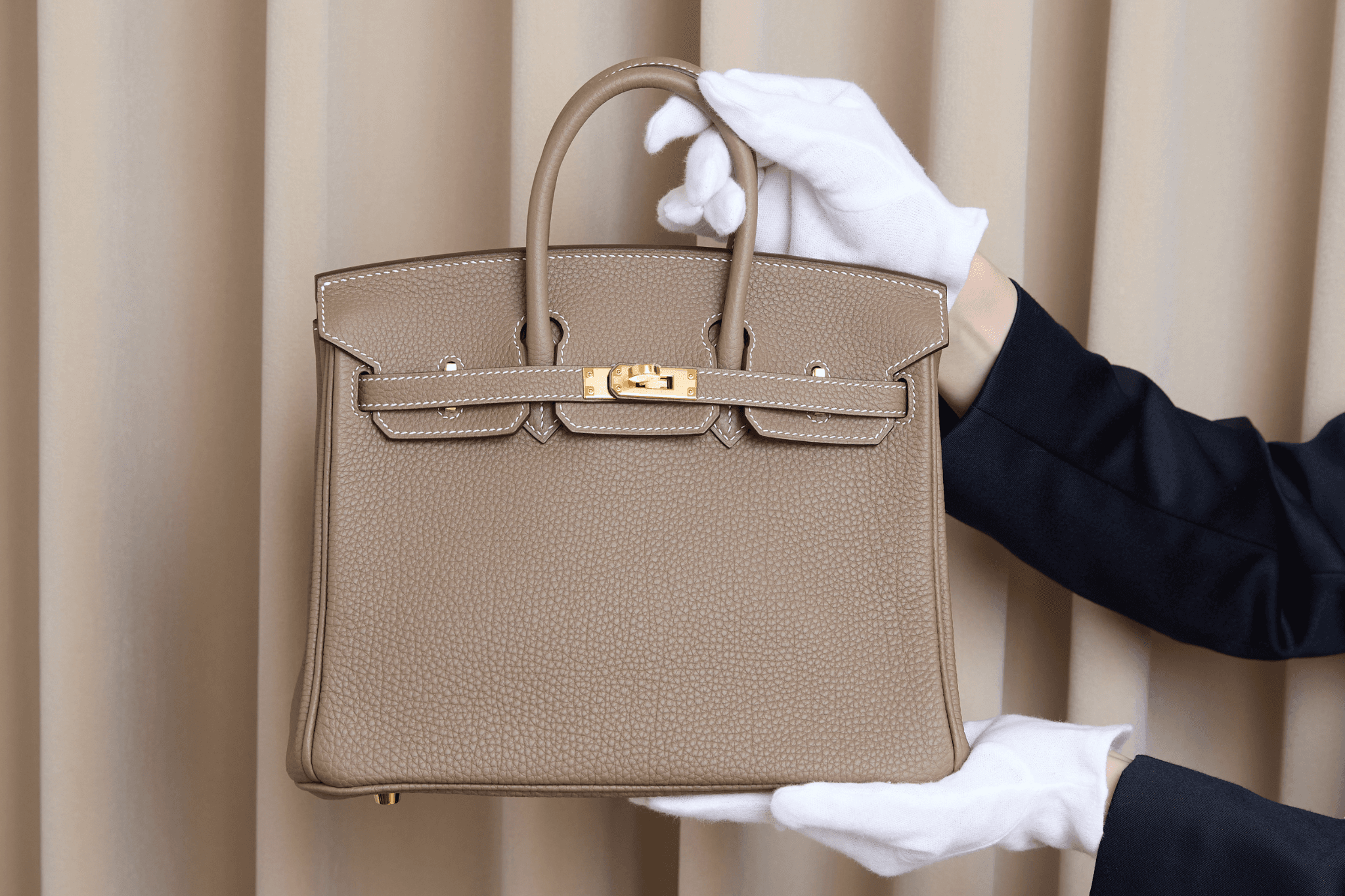 What Is the Birkin “30-Minute Rule”? Insider Tips for First-Time Buyers
