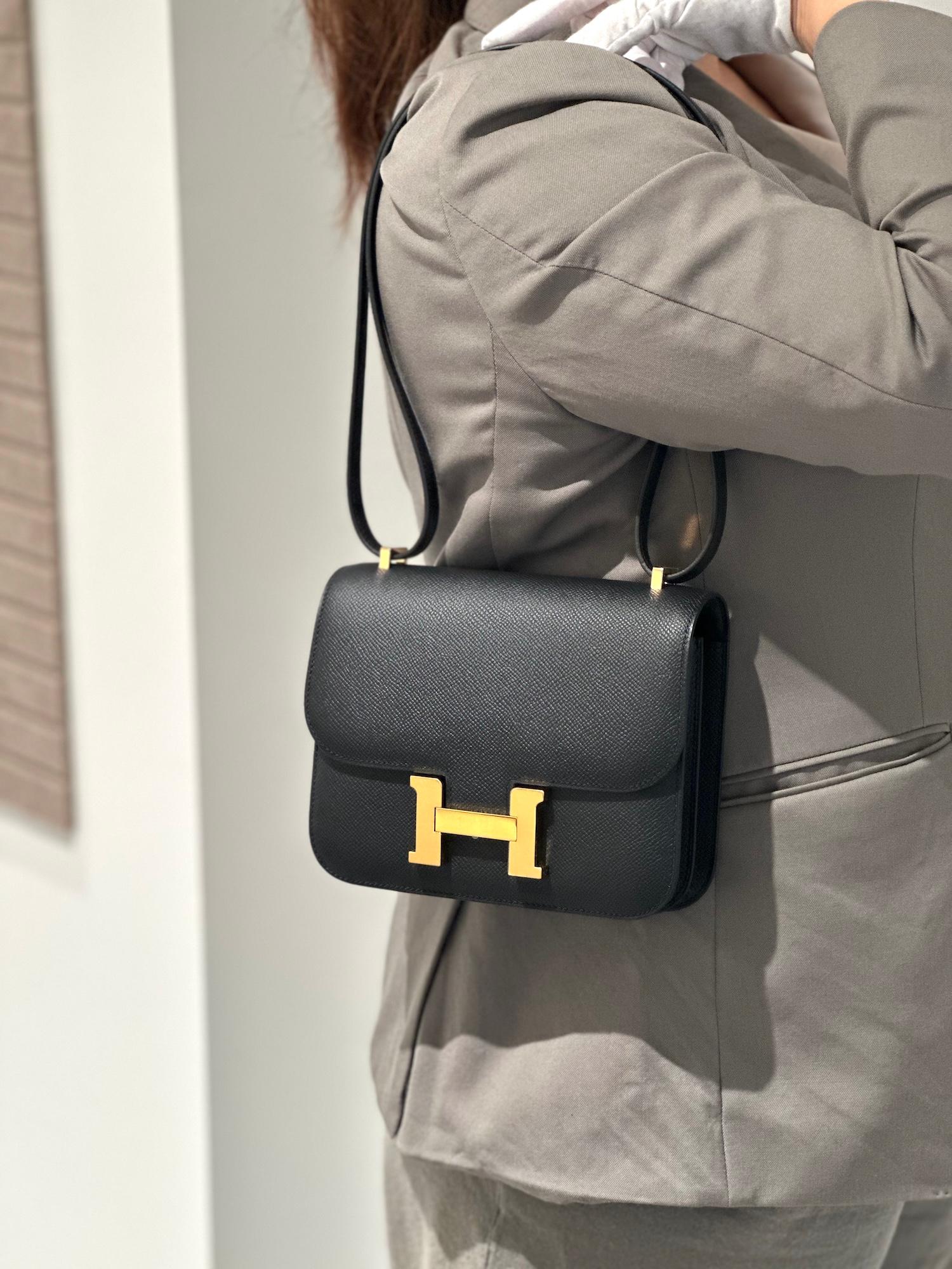 Brand New ( Rank N ) HERMÈS Constance Mini Noir (89) Epsom Gold hardware K (2025) - 3