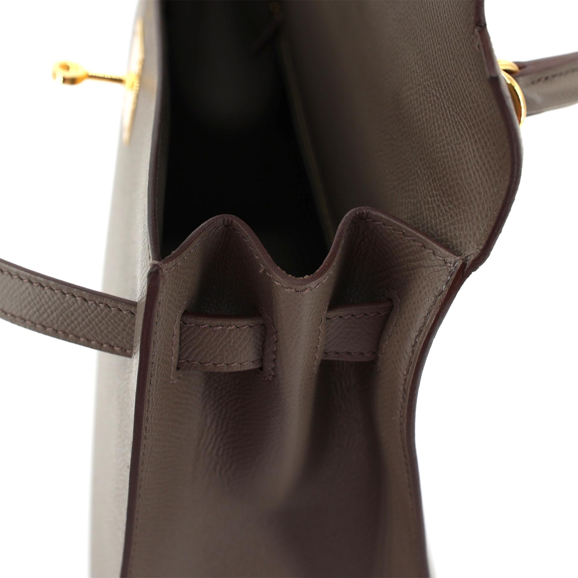 Excellent ( Rank SA ) HERMÈS Kelly 32 Sellier Etain (8F) Epsom Gold hardware Z (2021) - 13