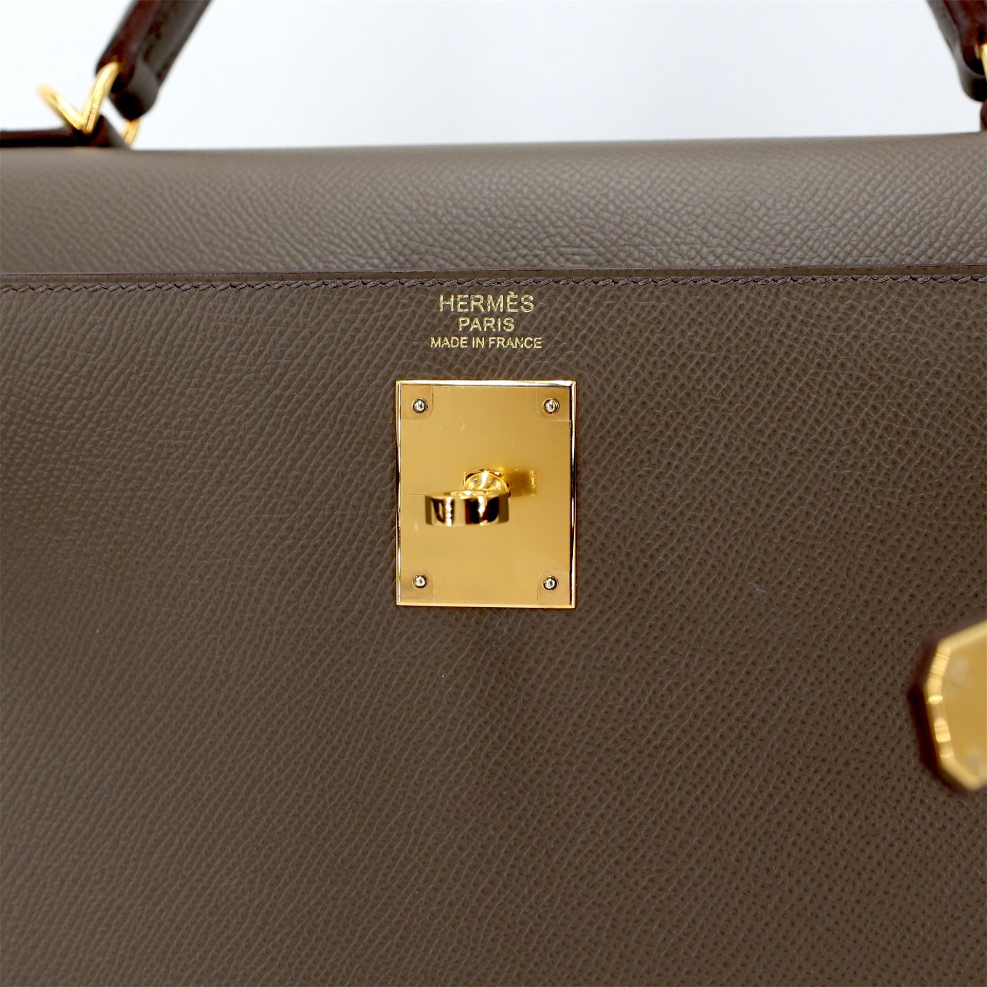 Excellent ( Rank SA ) HERMÈS Kelly 32 Sellier Etain (8F) Epsom Gold hardware Z (2021) - 10