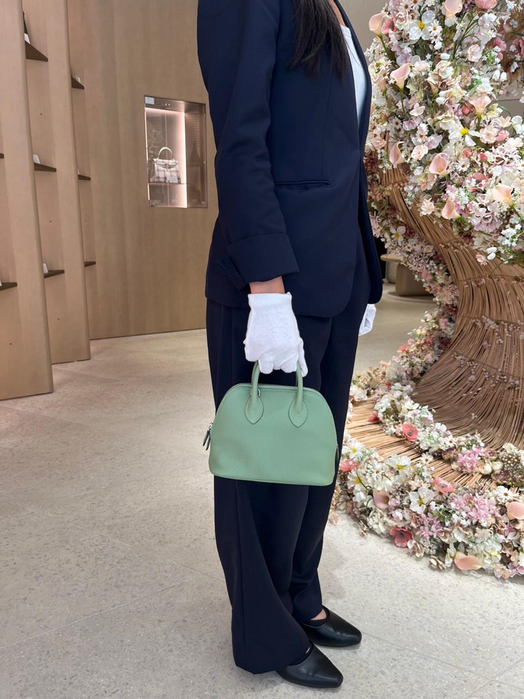 未使用保存品 HERMÈS 愛馬仕 Bolide Mini 3I 牛油果綠 Vert Criquet Evercolor皮 銀扣 B刻 2023年 - 17