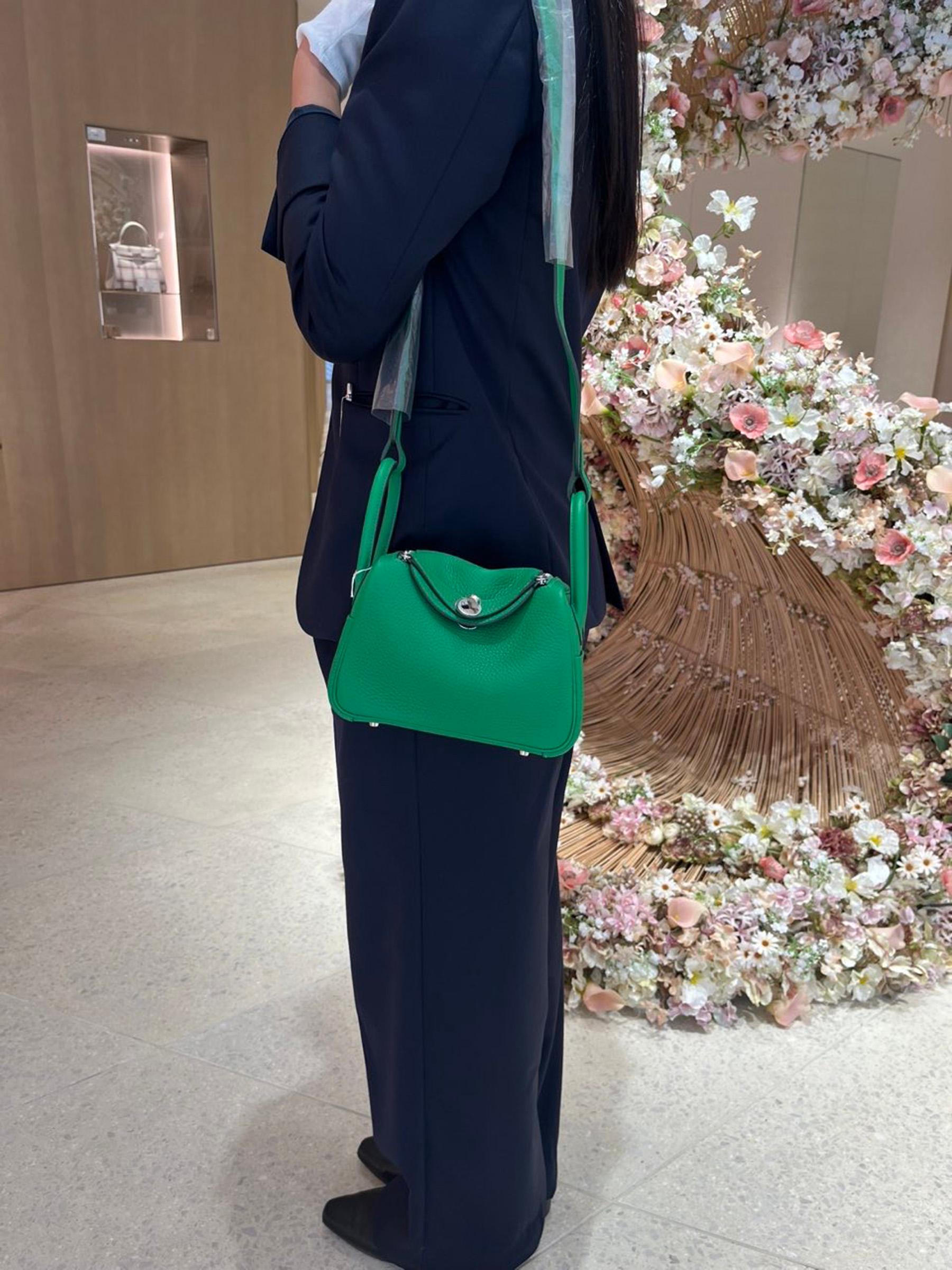未使用保存品 HERMÈS 爱马仕 Mini Lindy 二代 1K 竹子绿 Bamboo Clemence小牛皮 银扣 W刻 2024年 - 12