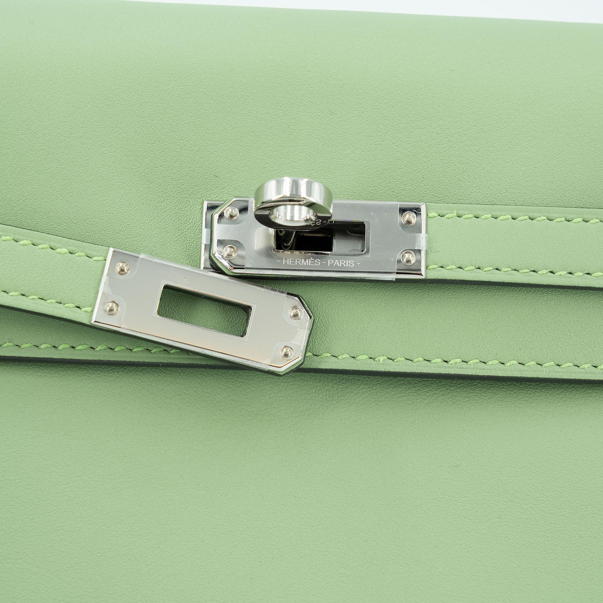 Excellent ( Rank SA ) HERMÈS Kelly Moove Vert Criquet (3I) Swift Palladium hardware W (2024) - 15