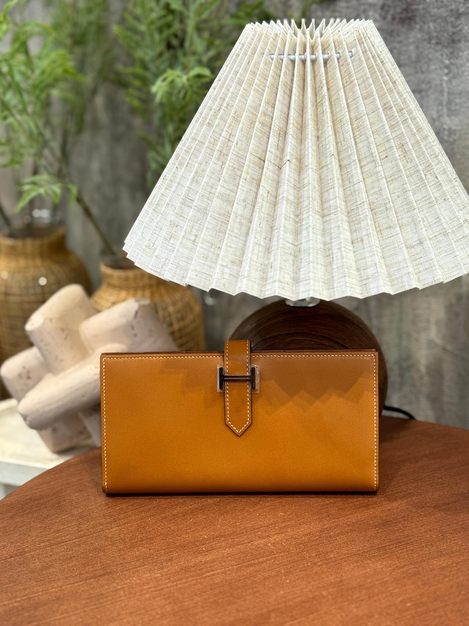 Excellent ( Rank SA )  HERMÈS  Bearn Souffle wallet Natural Sable (21) Butler Palladium hardware X (2016) - 3