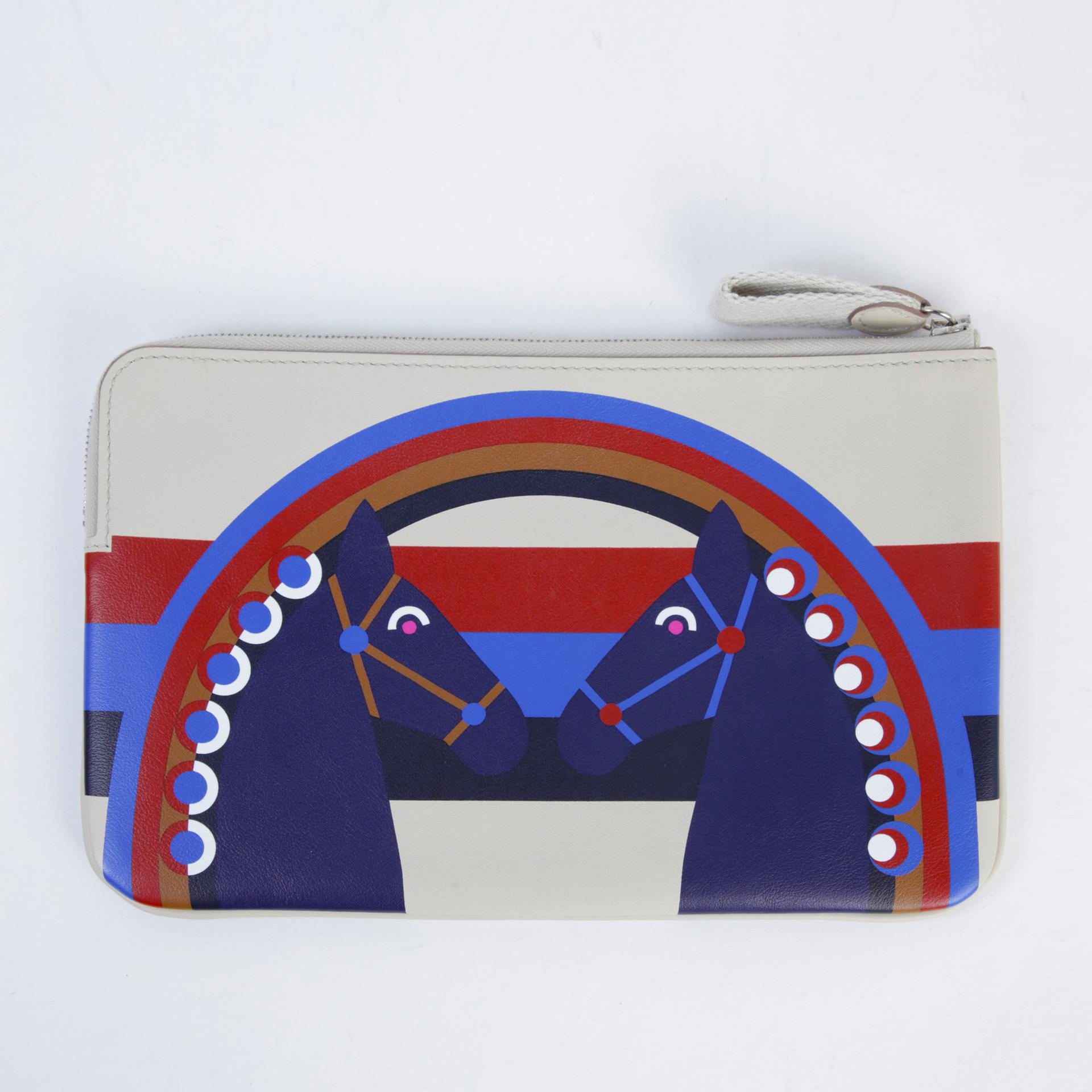 Excellent ( Rank SA ) HERMÈS Carre Pocket Long Beige Navy Palladium hardware Z (2021) - 2