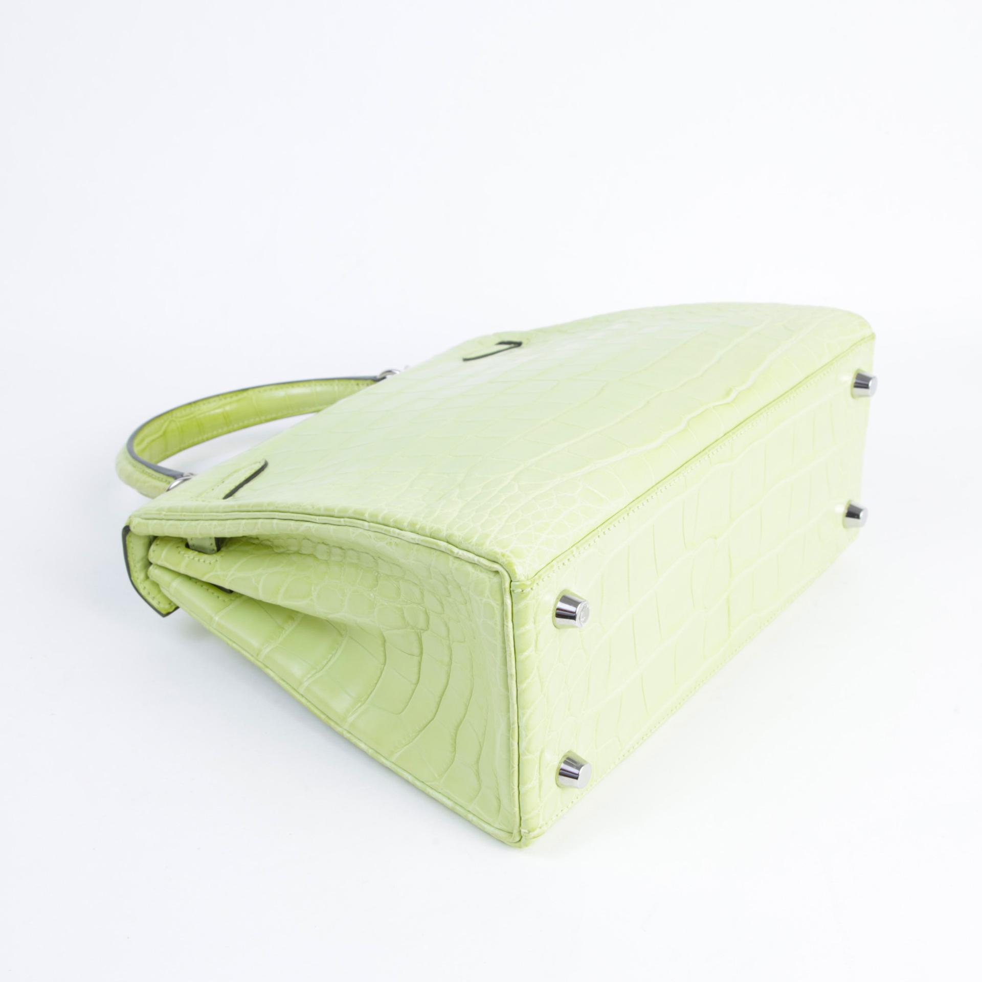 Very Good ( Rank A) HERMÈS Kelly 25 Jaune Bourgeon (R9) Matte Alligator Palladium hardware Z (2021) - 6
