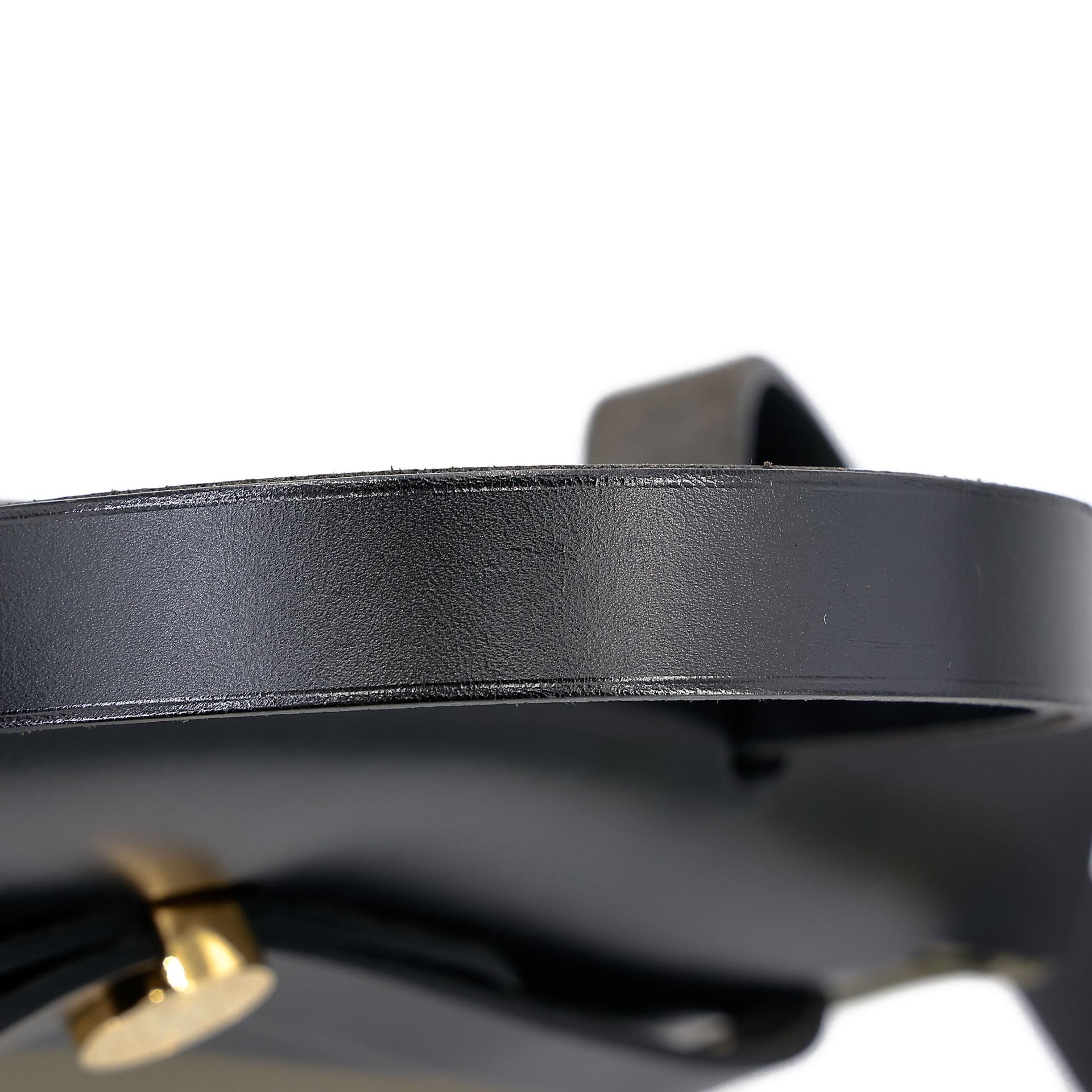 Very Good ( Rank A) HERMÈS Herbag Zip 31 PM Vert Bronze (60) Noir (89) Canvas Vache Hunter Gold hardware Z (2021) - 39