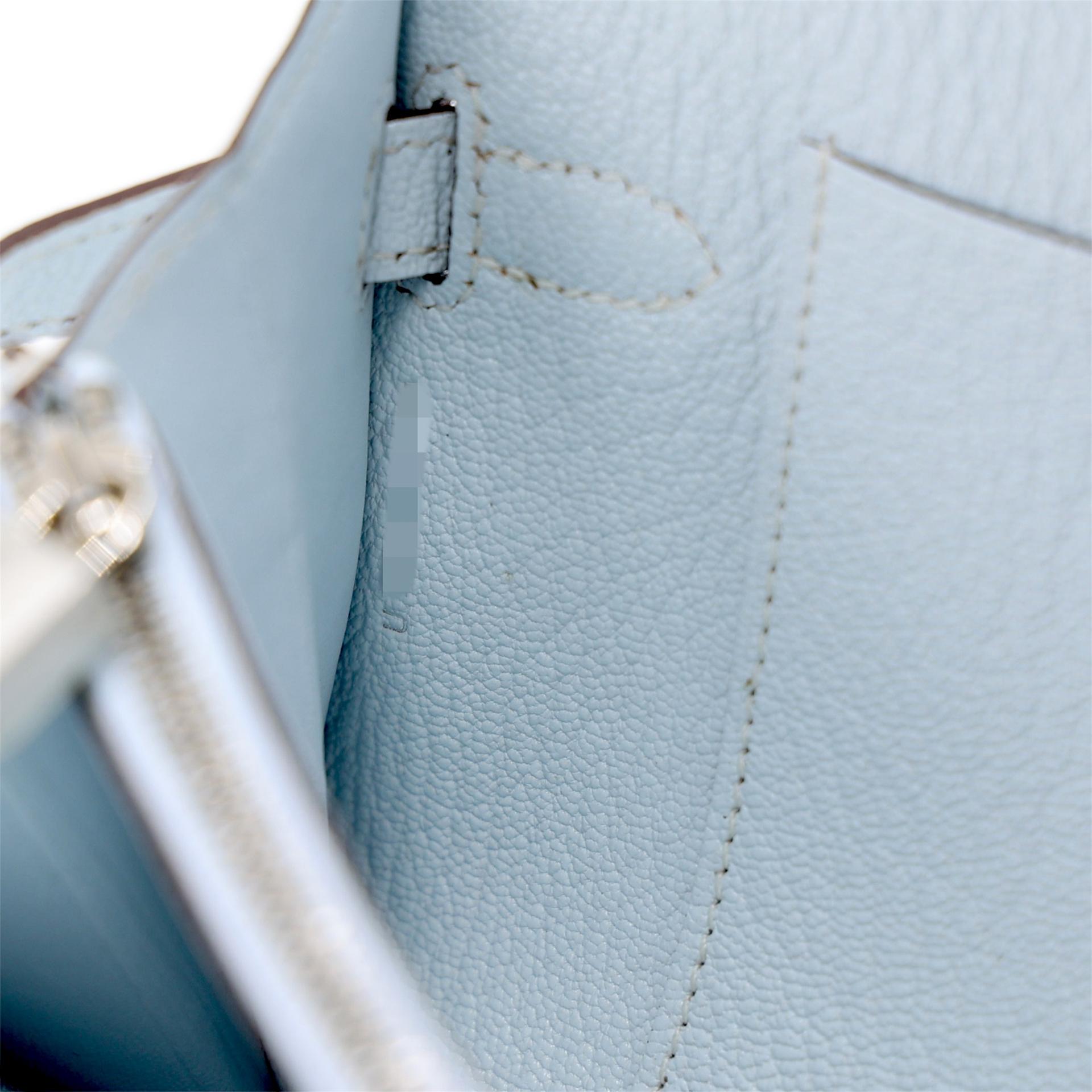 未使用保存品 HERMÈS 愛馬仕 Kelly To Go 錢包 T0 霧霾藍 Bleu Brume Chevre山羊皮 銀扣 U刻 2022年 - 16