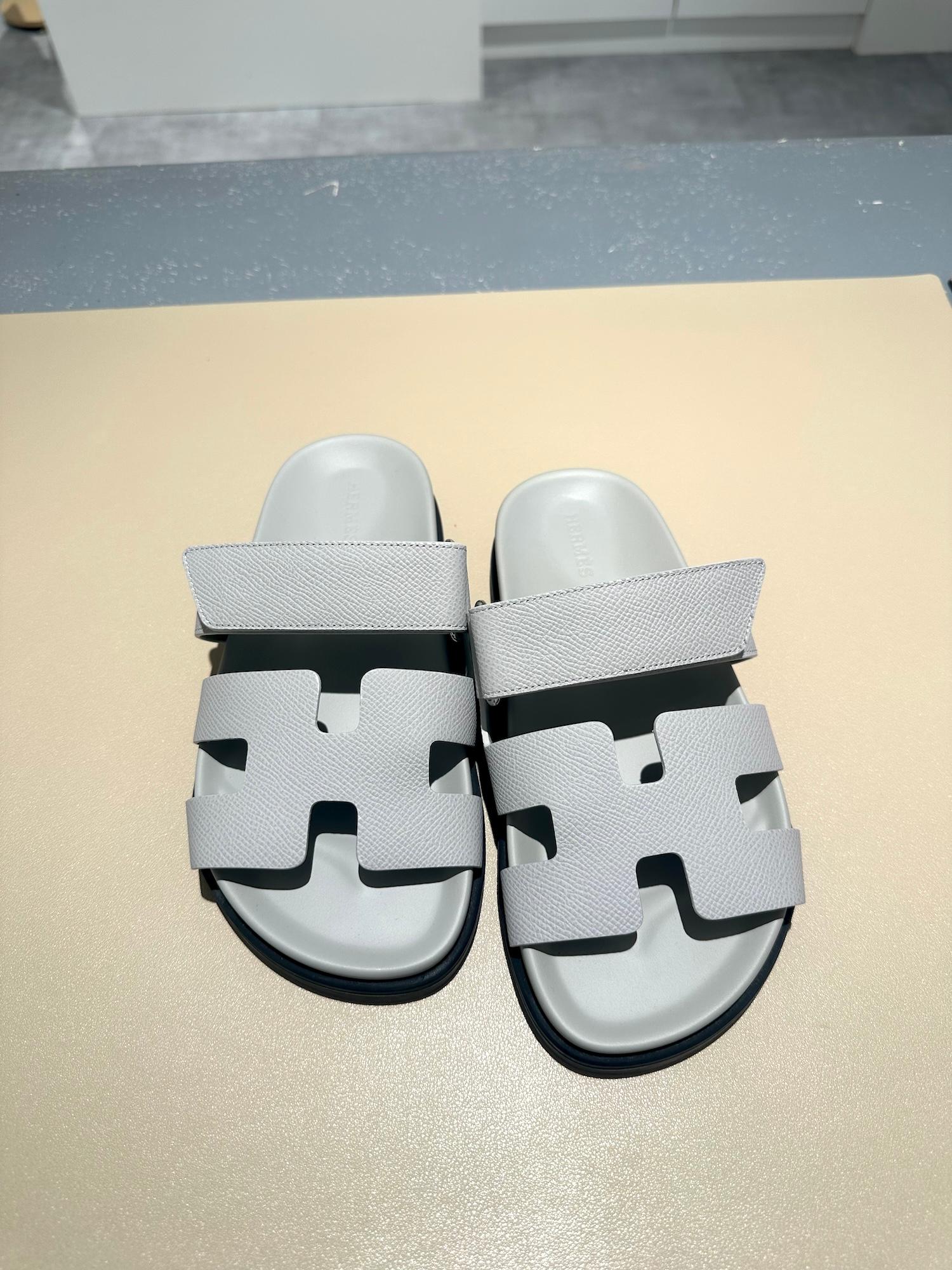 Brand New ( Rank N ) HERMÈS Chypre sandals Gris Ciment (0V) Leather - 4