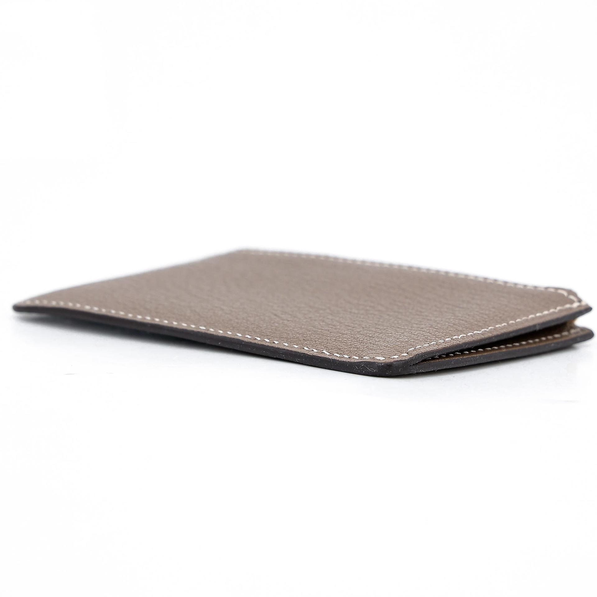 Excellent ( Rank SA ) HERMÈS Roulis Slim Etoupe (18) Chevre Permabrass hardware B (2023) - 18