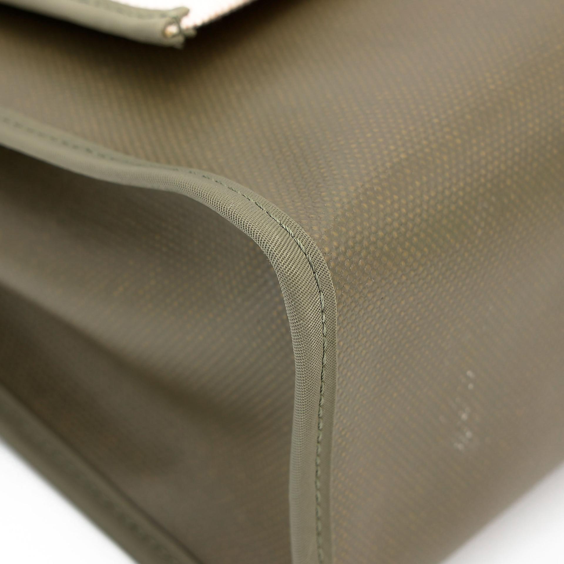 Very Good ( Rank A) HERMÈS Herbag Zip 31 PM Vert Bronze (60) Noir (89) Canvas Vache Hunter Gold hardware Z (2021) - 15