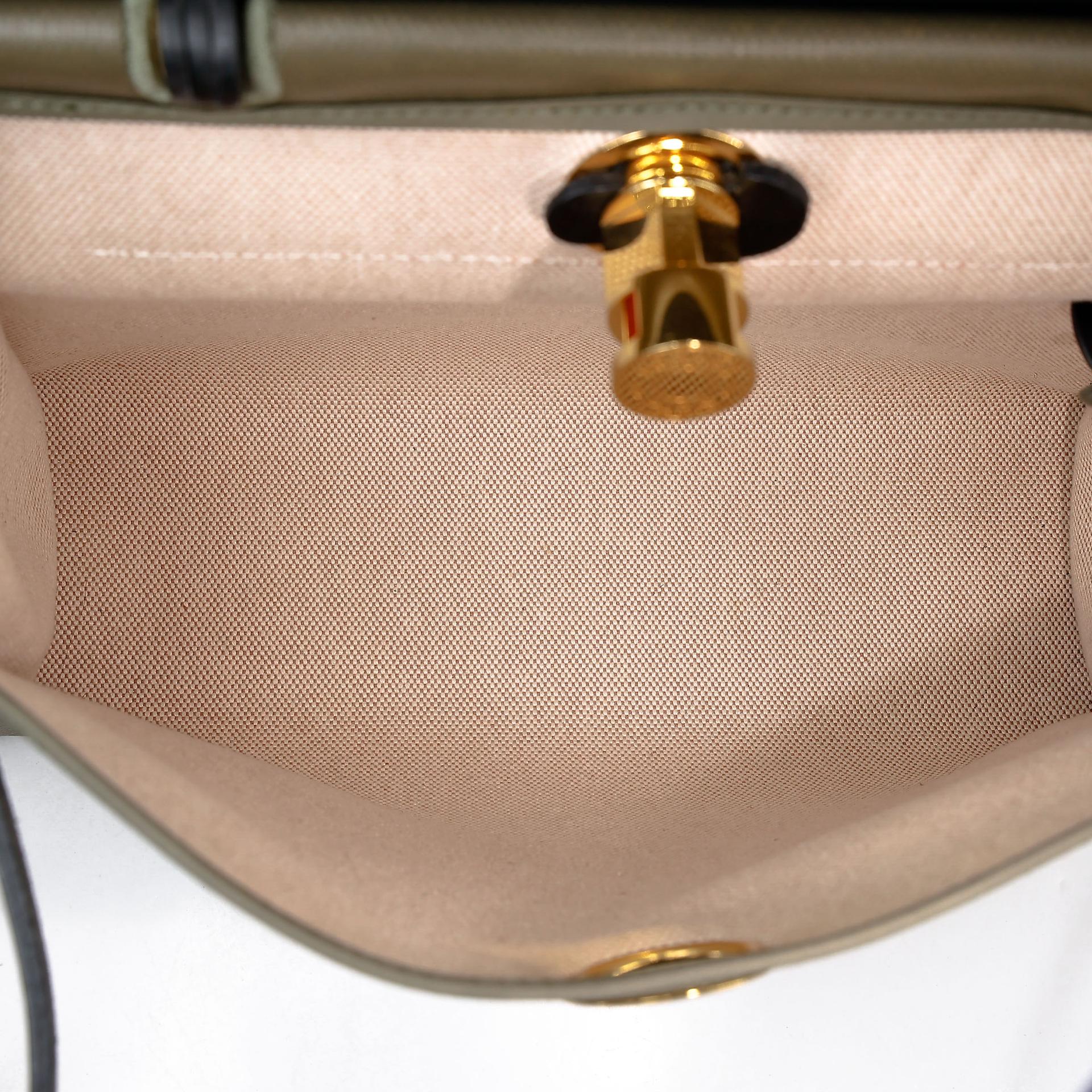 Very Good ( Rank A) HERMÈS Herbag Zip 31 PM Vert Bronze (60) Noir (89) Canvas Vache Hunter Gold hardware Z (2021) - 36
