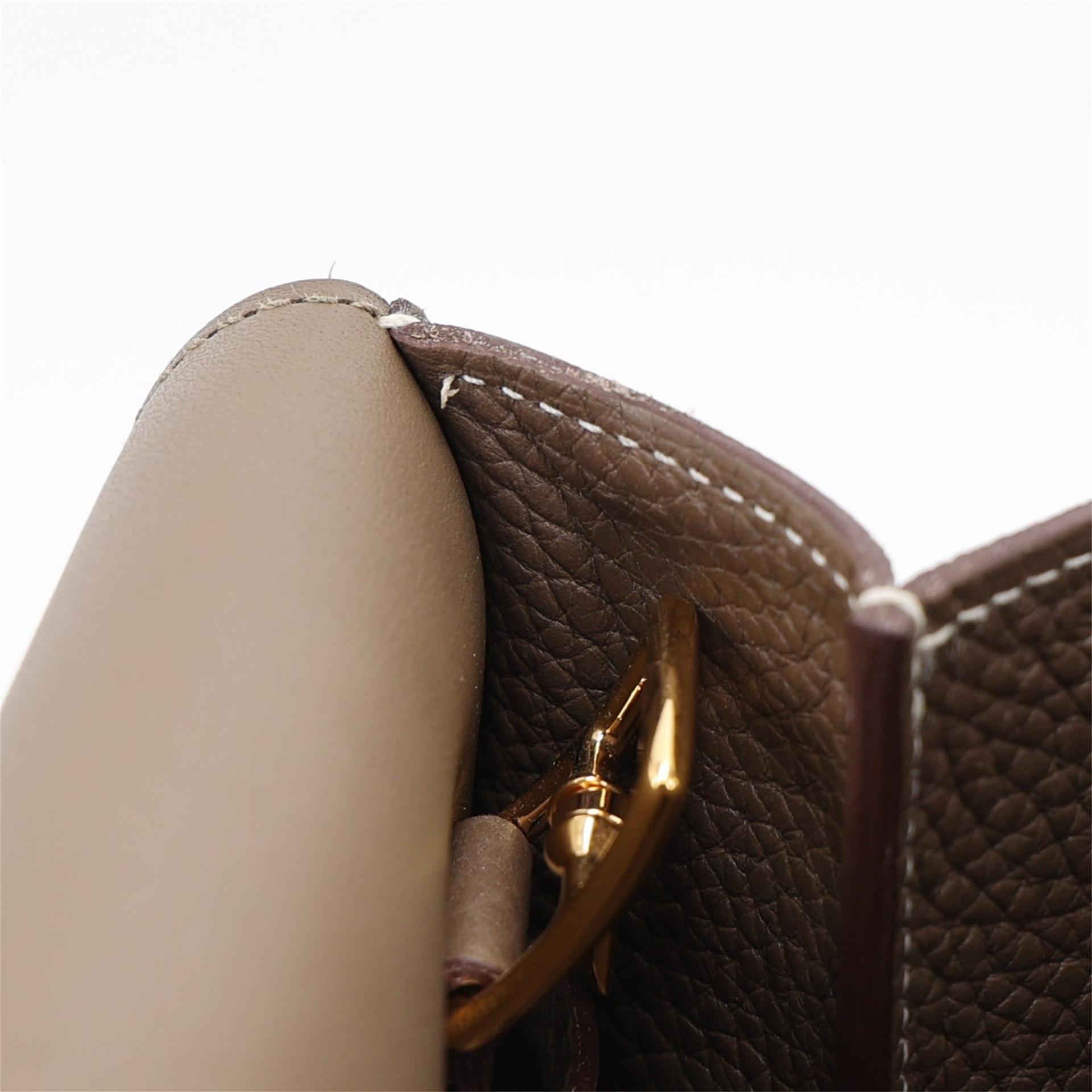 Very Good ( Rank A) HERMÈS Halzan 31 Etoupe (18) Clemence Gold hardware Z (2021) - 19