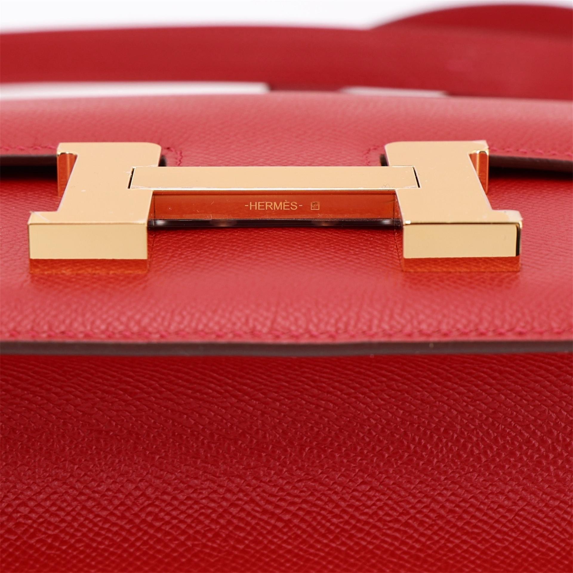 未使用保存品 HERMÈS 愛馬仕 Constance 康康 24 Q5 國旗紅 Rouge Casaque Epsom牛皮 金扣 U刻 2022年 - 11